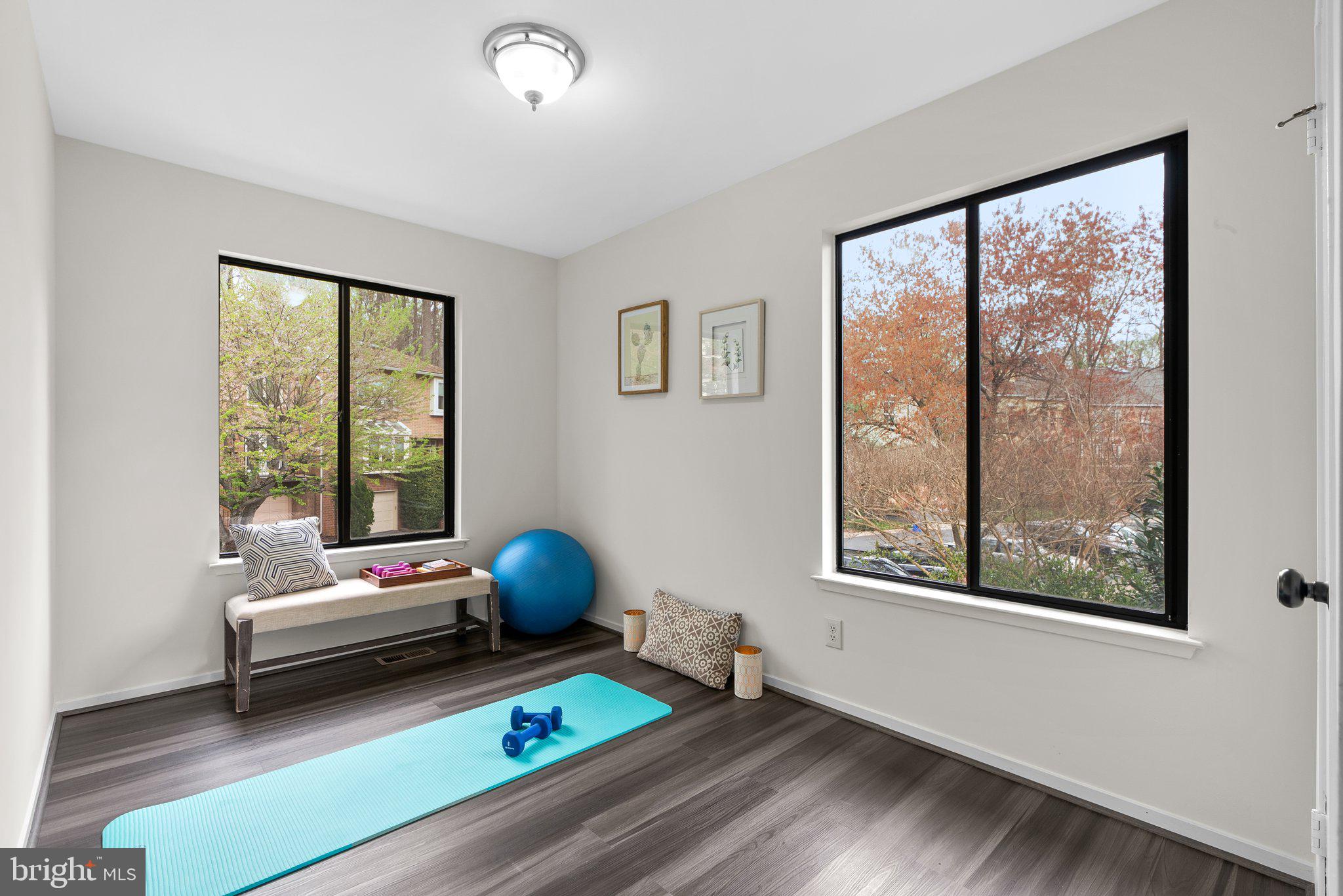 FAWSETT FARMS MANOR - Residential