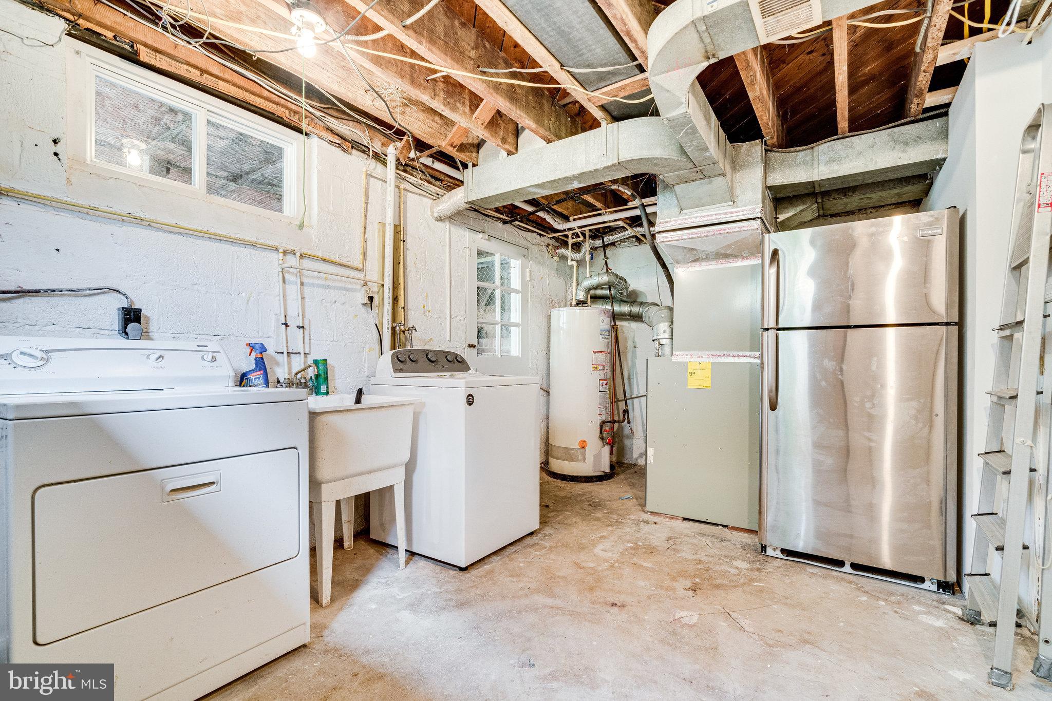 ARLINGTON - Residential Lease