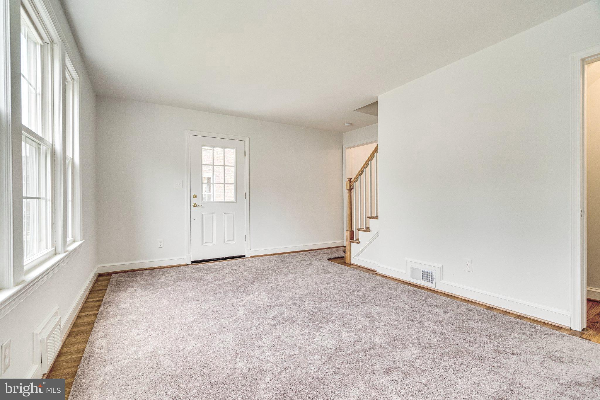 ARLINGTON - Residential Lease