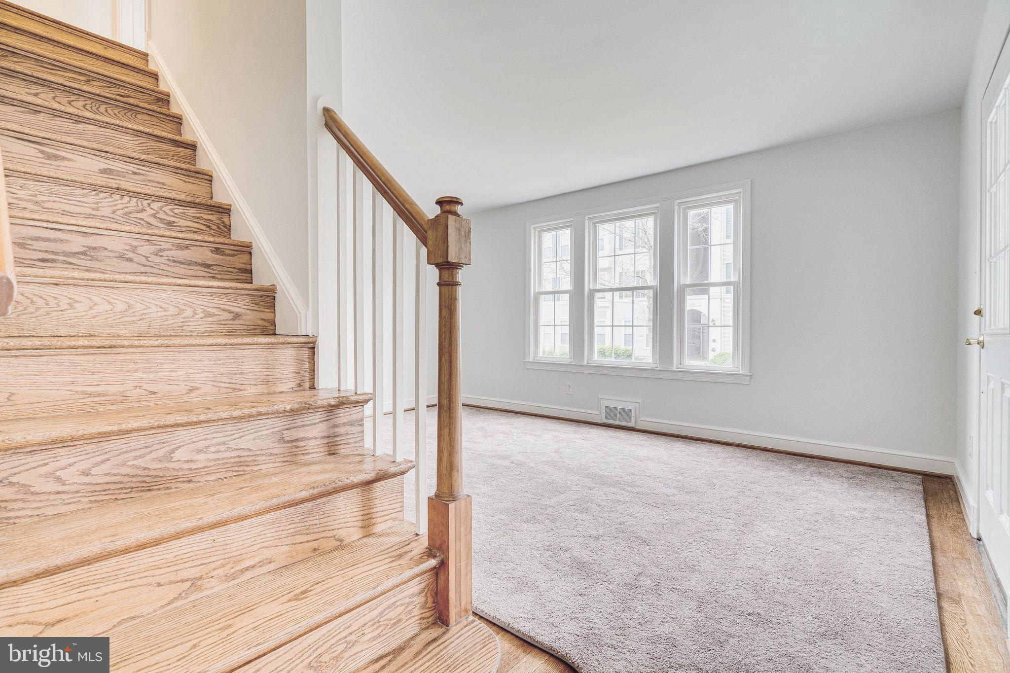 ARLINGTON - Residential Lease