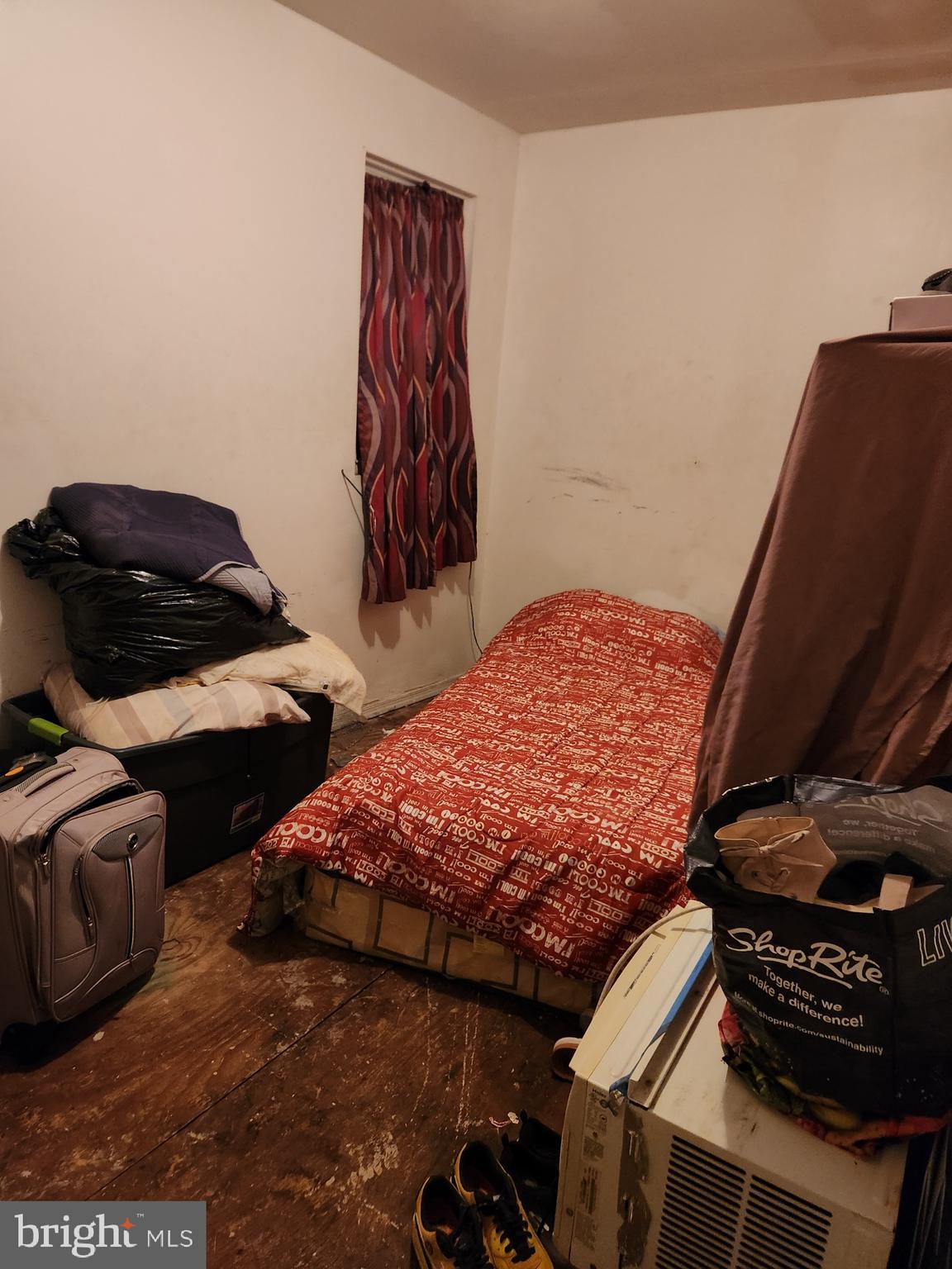 GERMANTOWN - Residential