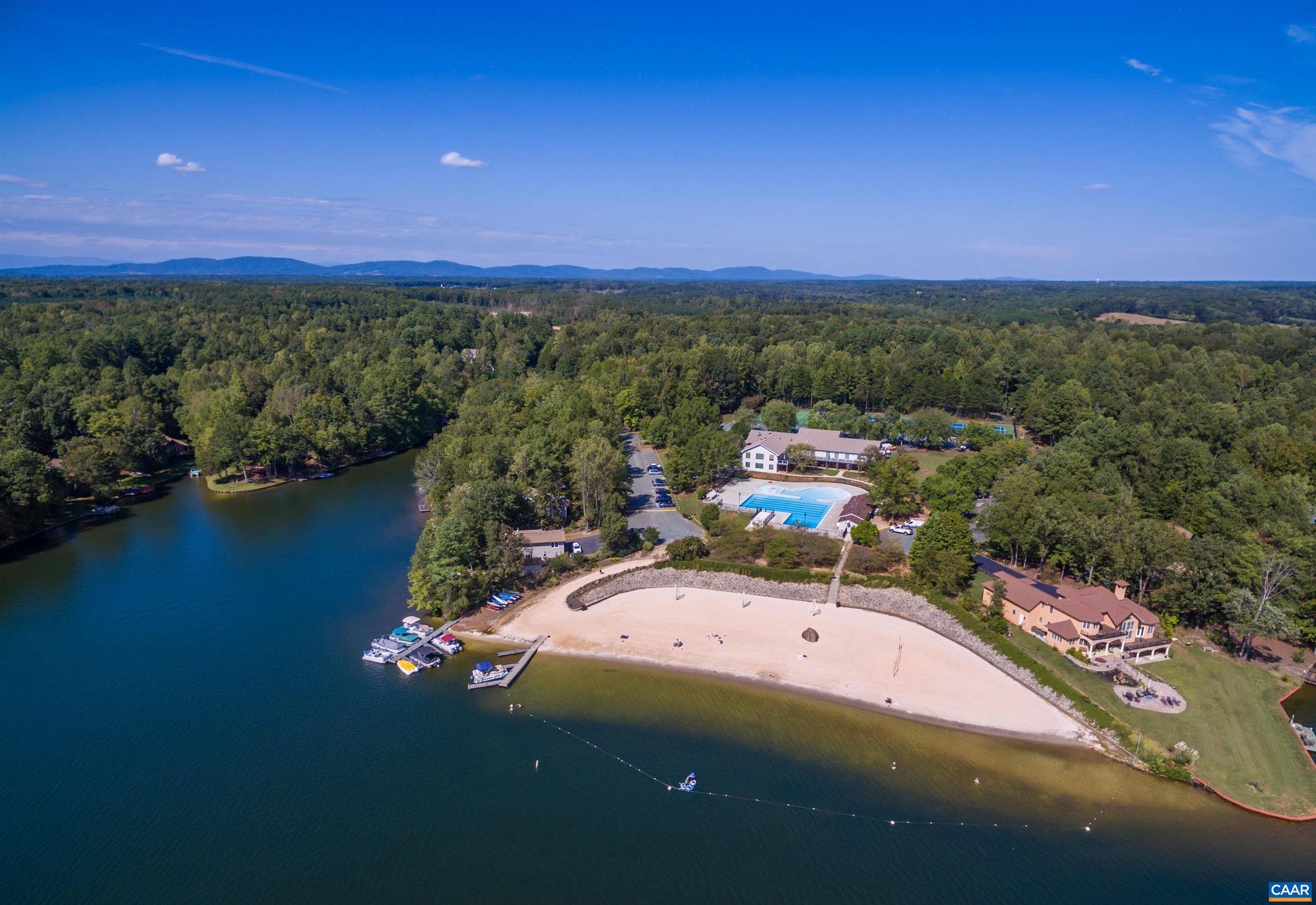 LAKE MONTICELLO - Residential