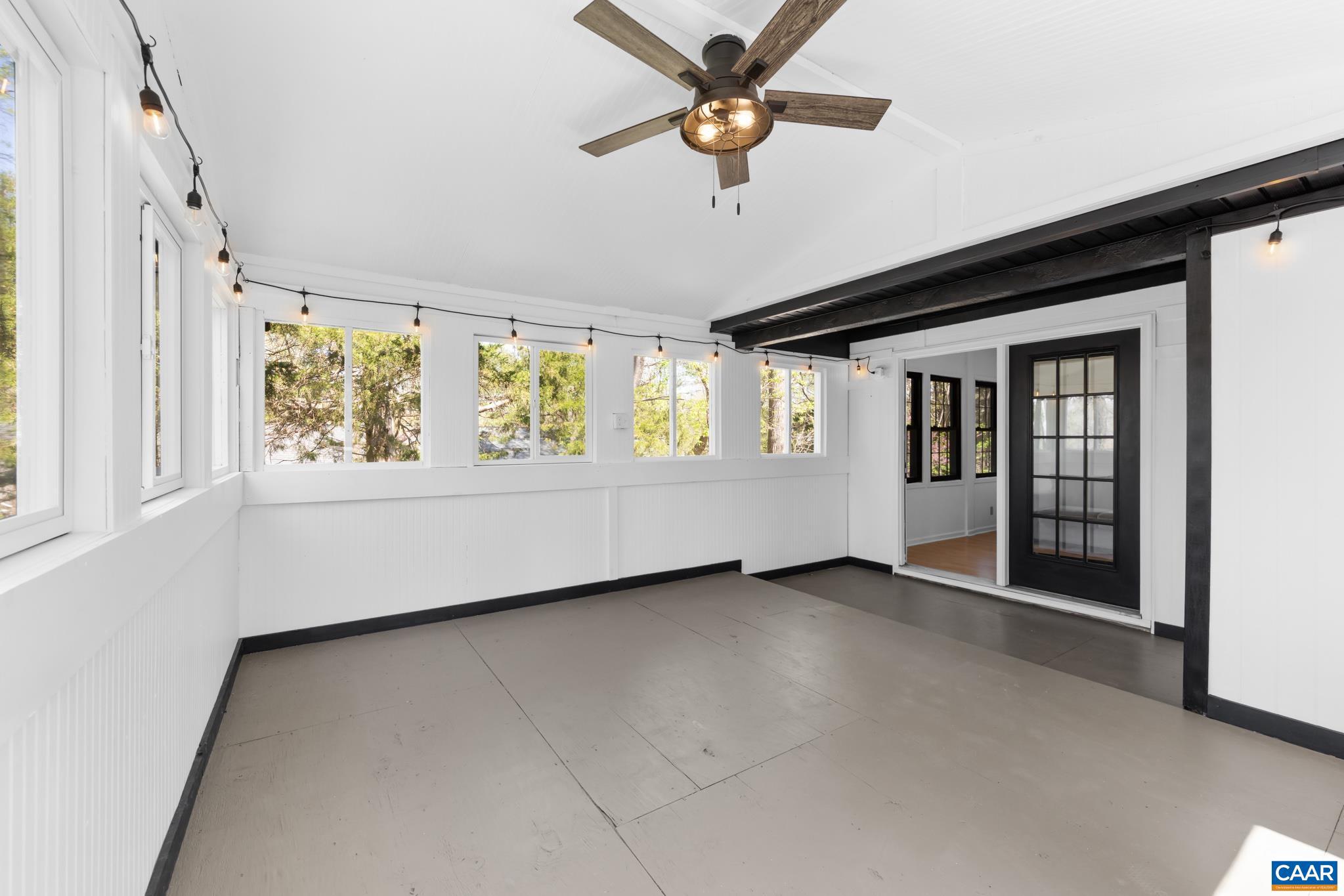 LAKE MONTICELLO - Residential