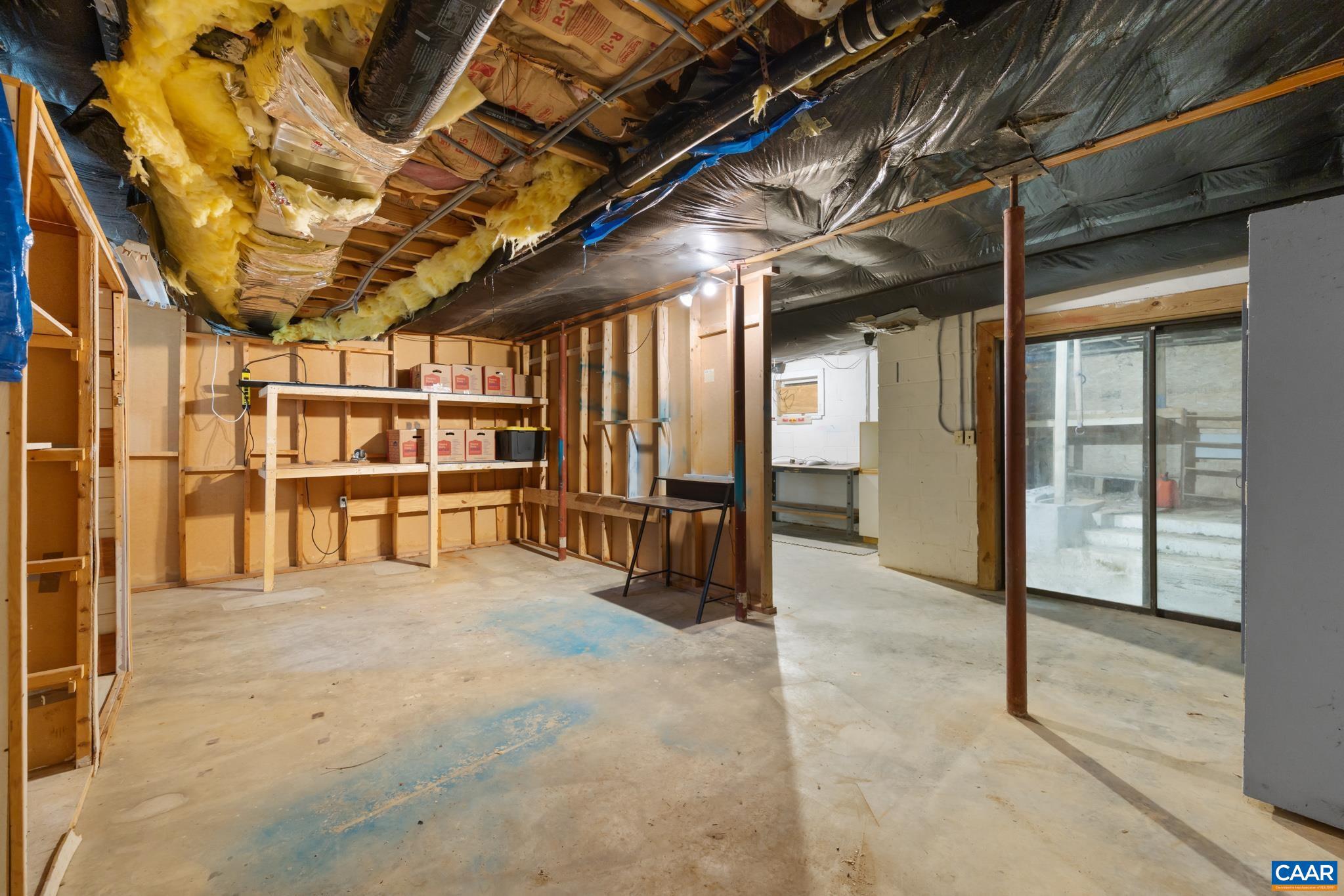 LAKE MONTICELLO - Residential