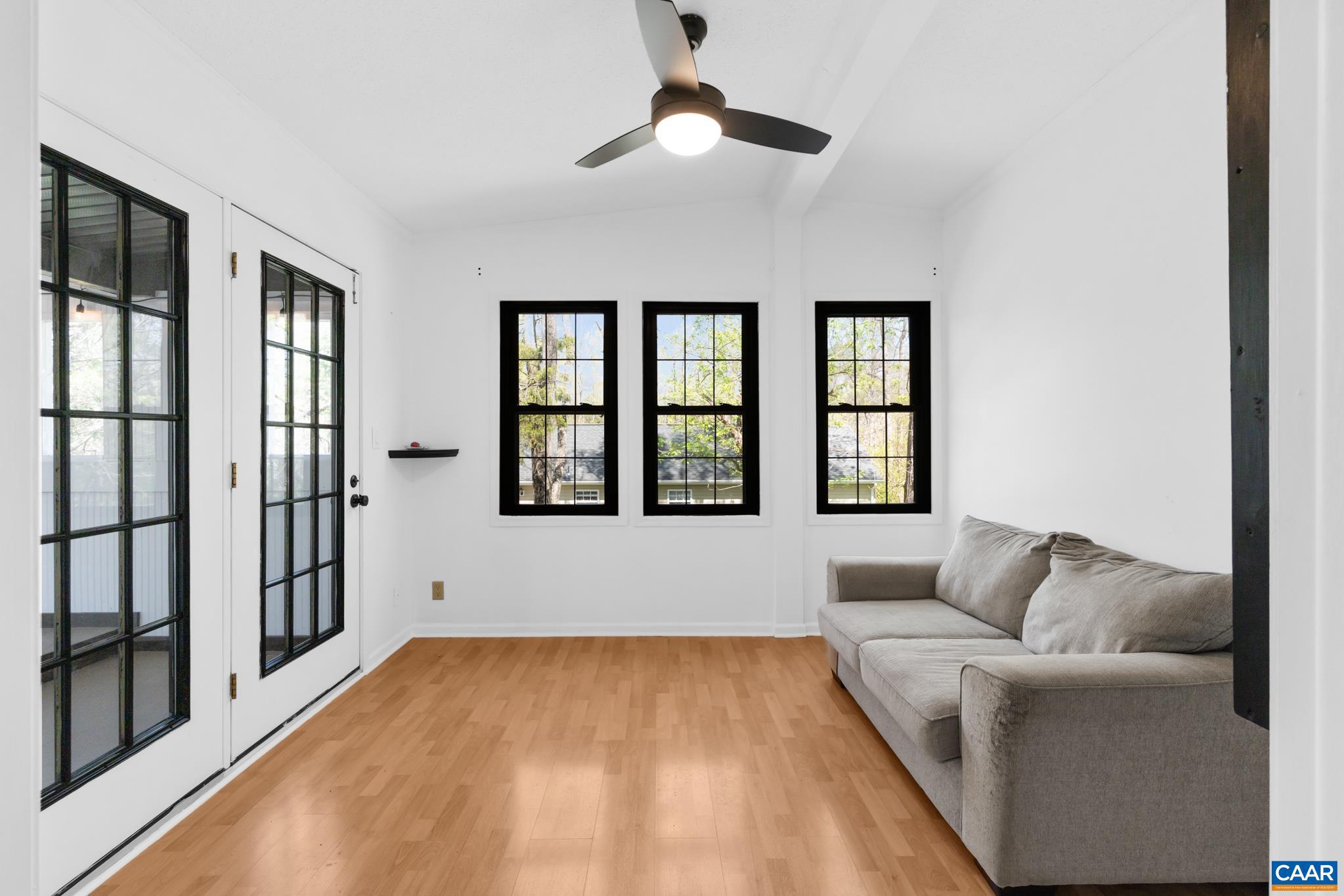 LAKE MONTICELLO - Residential