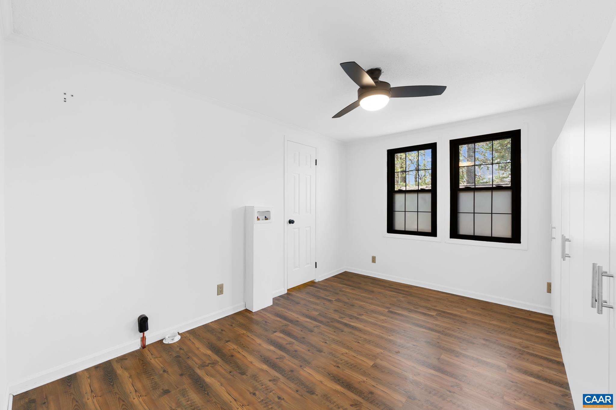 LAKE MONTICELLO - Residential