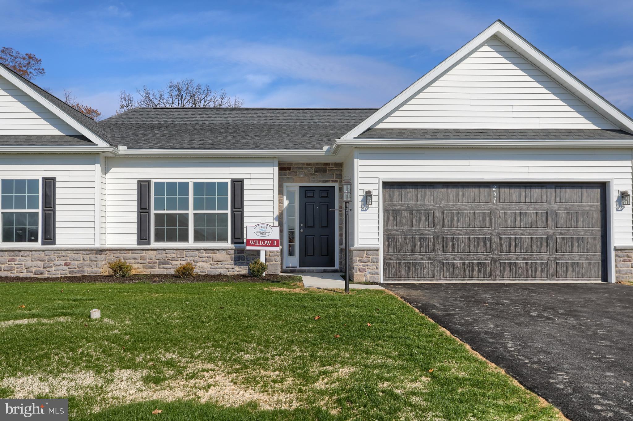 MEADOW LANE FARMS - Residential