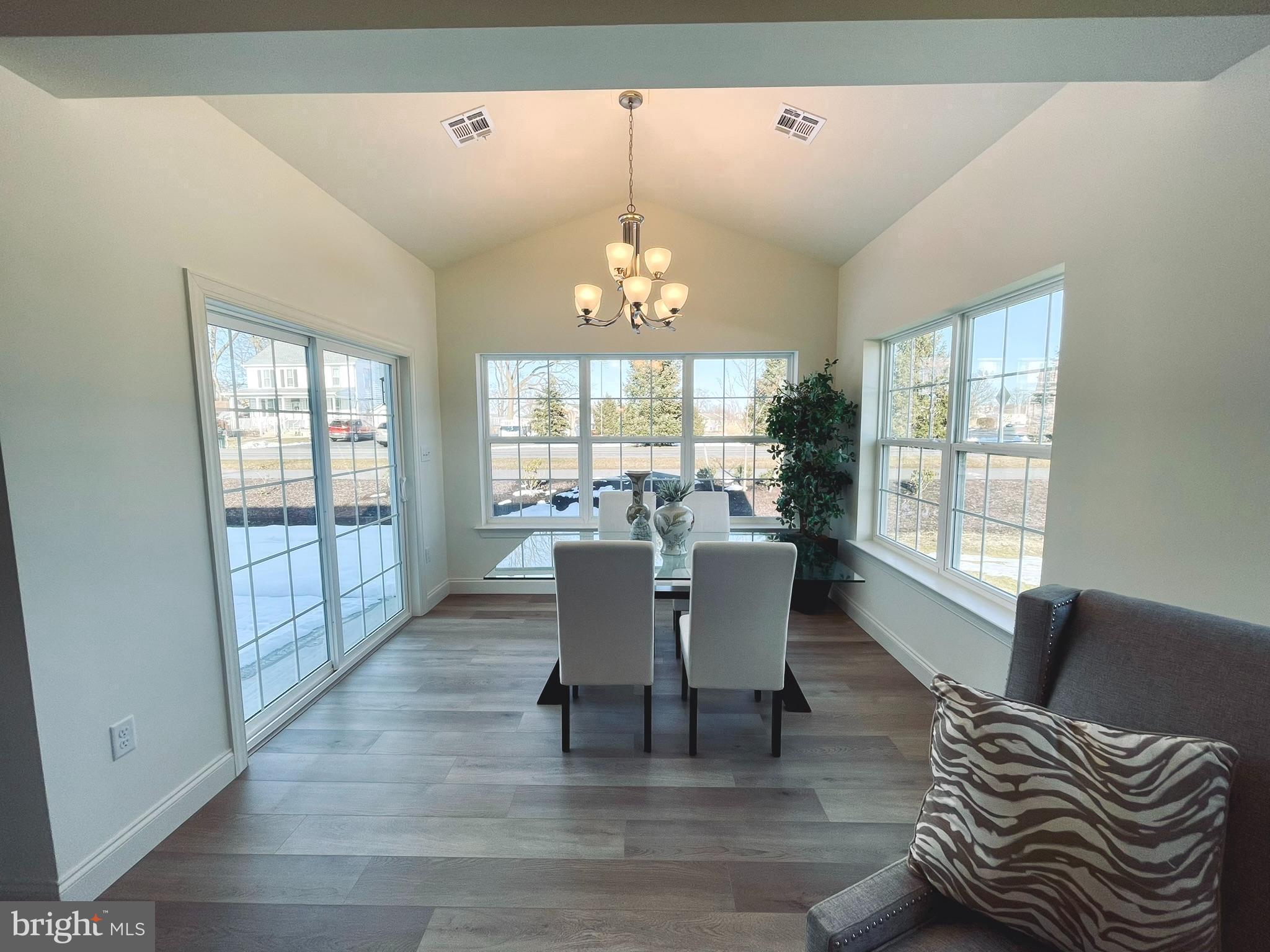 MEADOW LANE FARMS - Residential