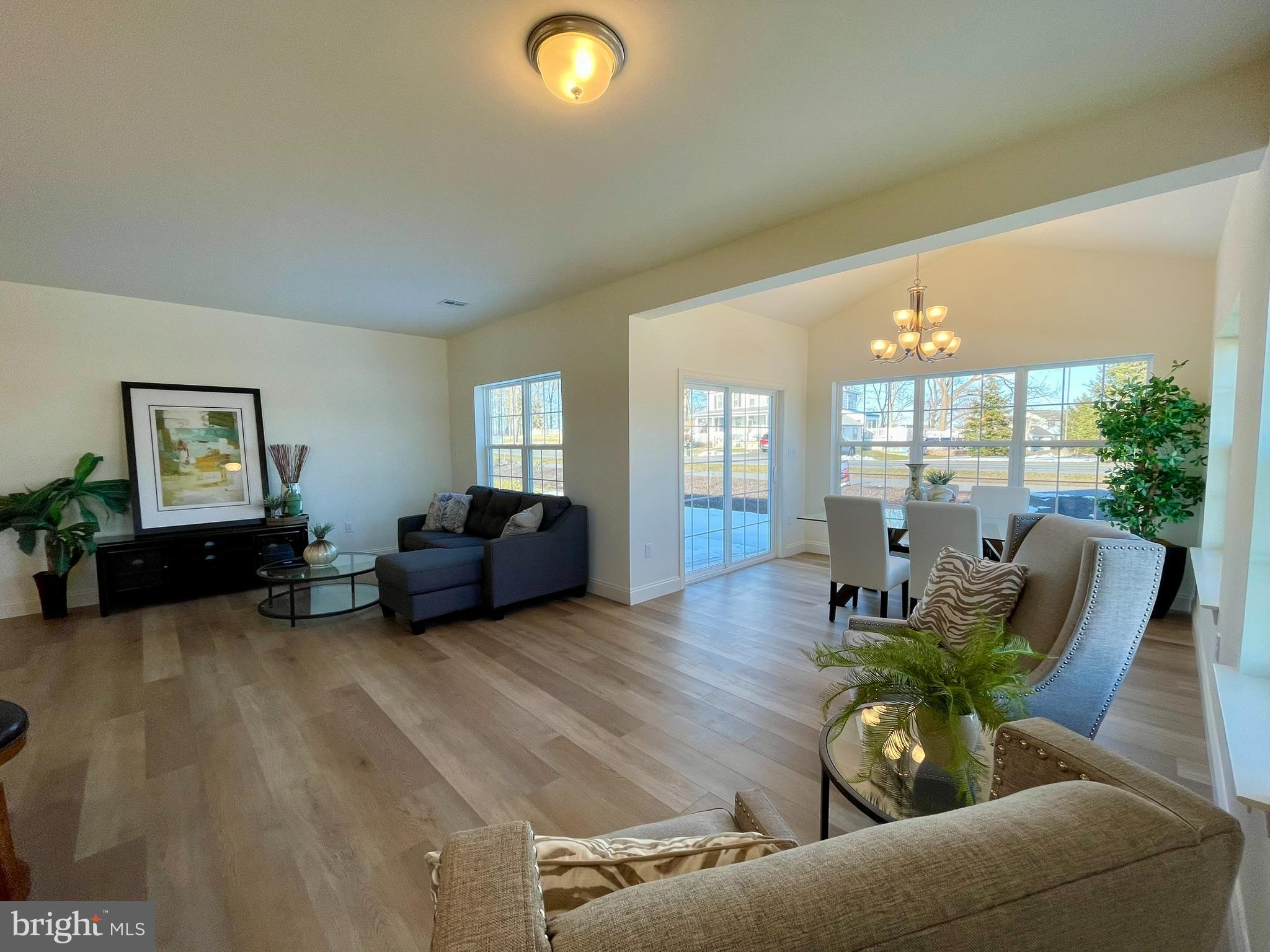 MEADOW LANE FARMS - Residential