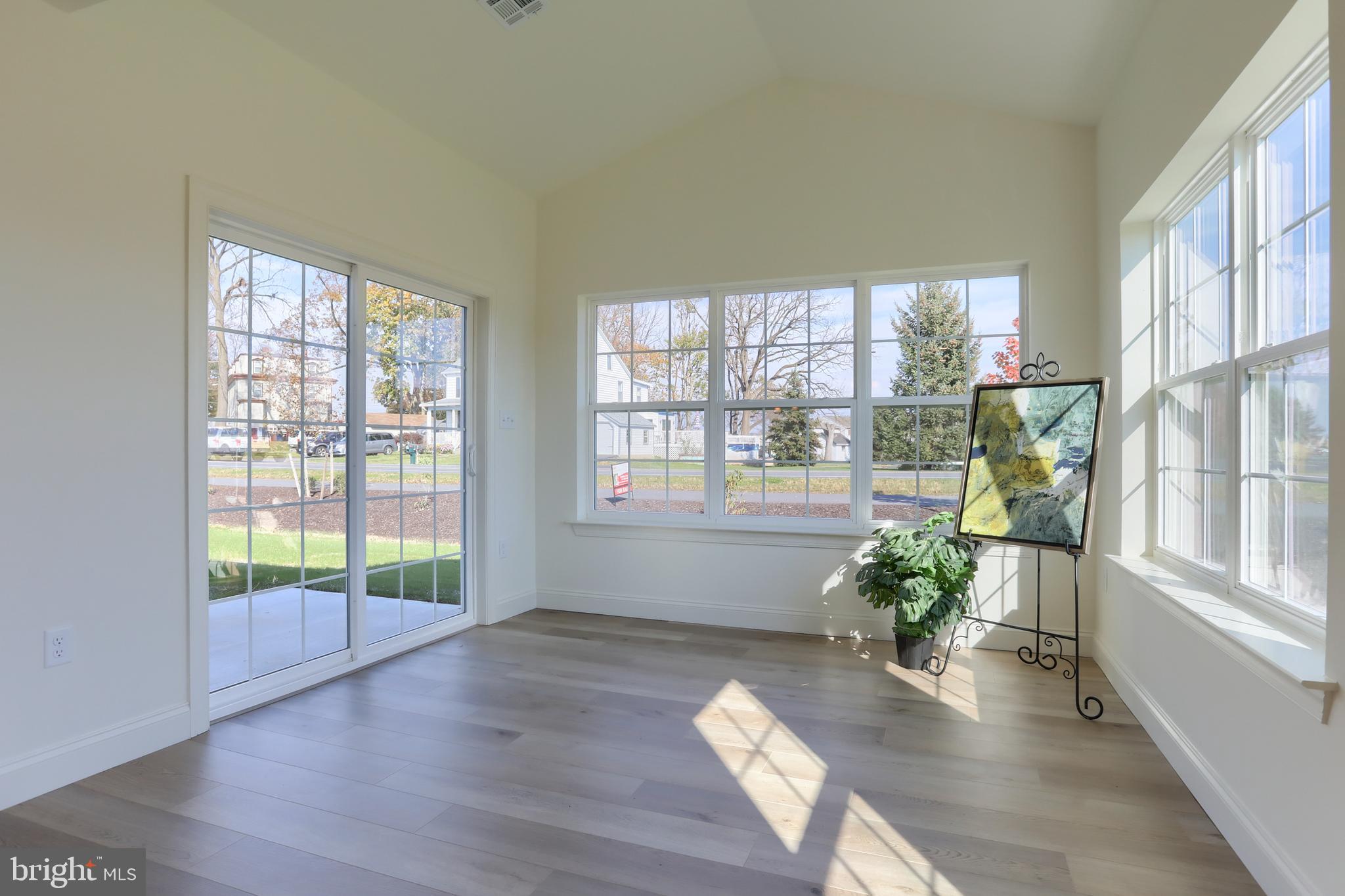 MEADOW LANE FARMS - Residential