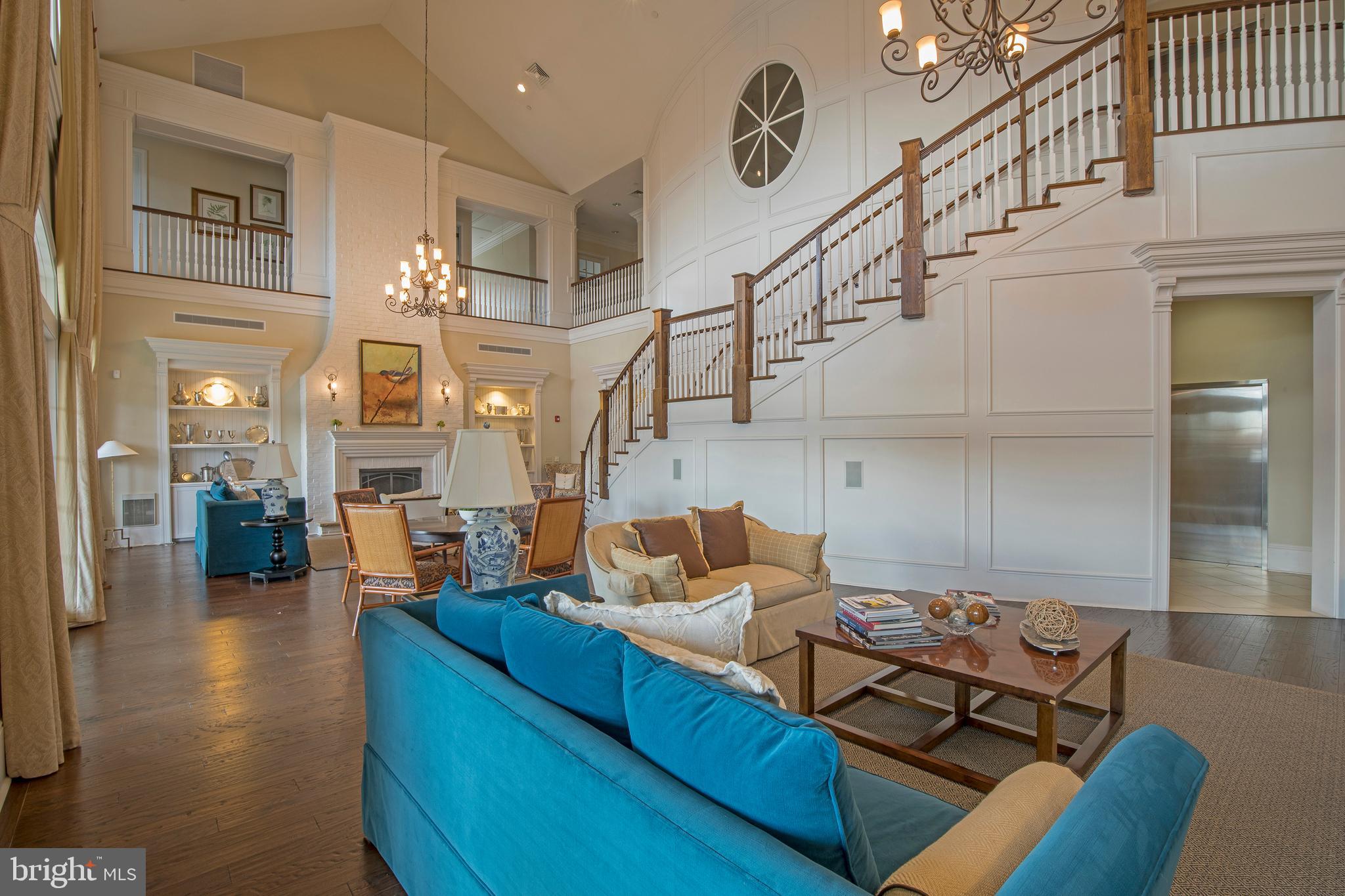 MONTGOMERY WALK - Residential