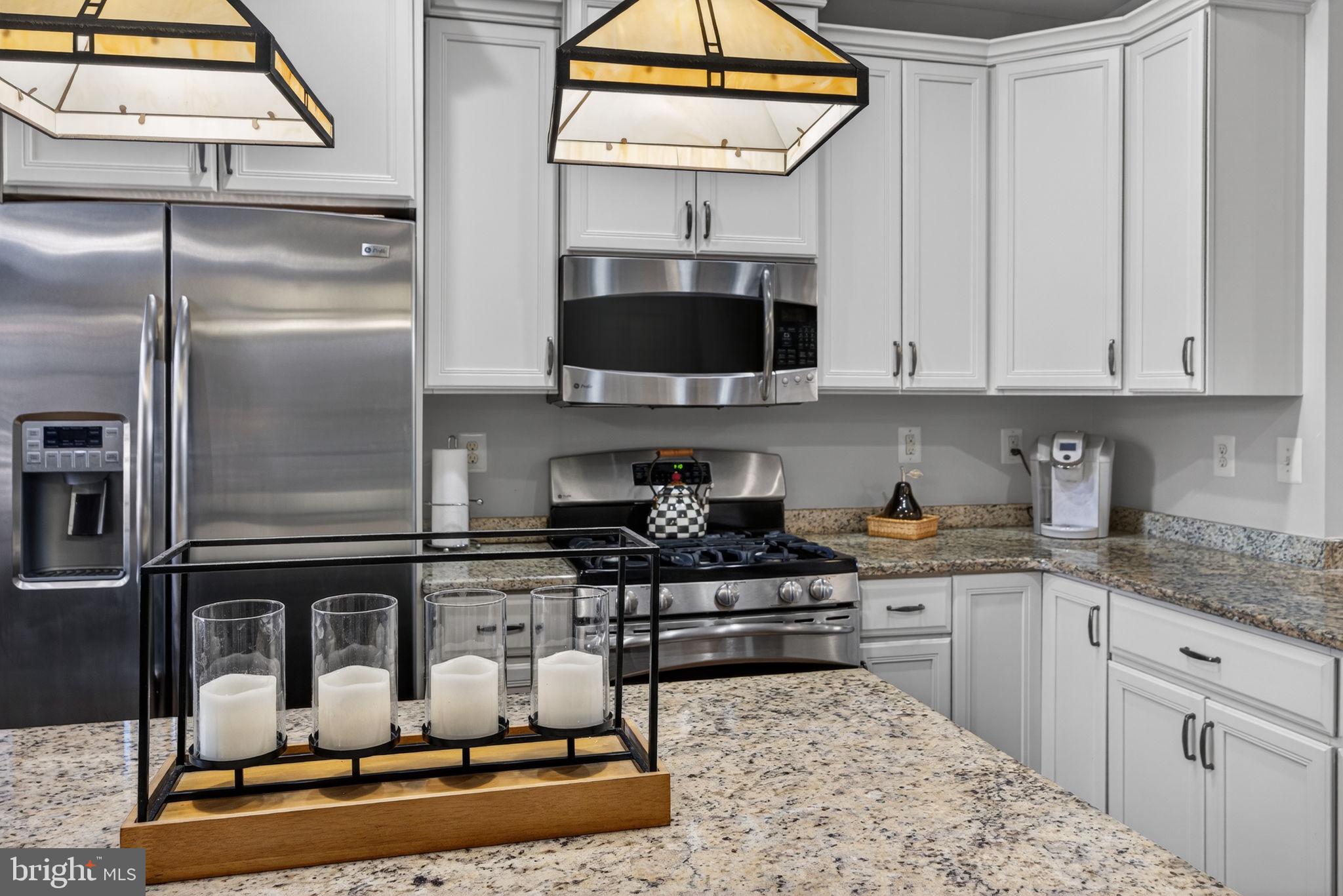 MONTGOMERY WALK - Residential