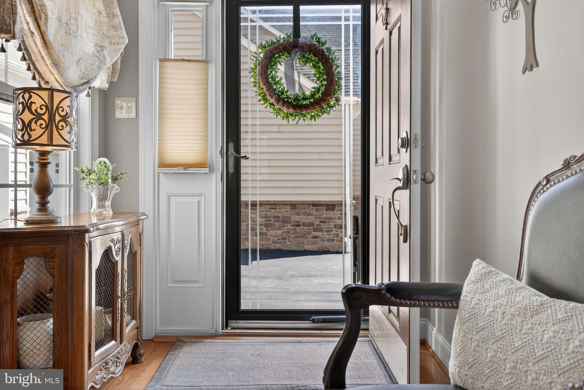 MONTGOMERY WALK - Residential