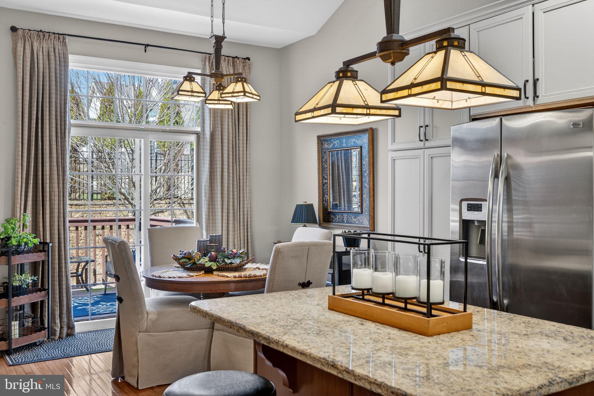 MONTGOMERY WALK - Residential