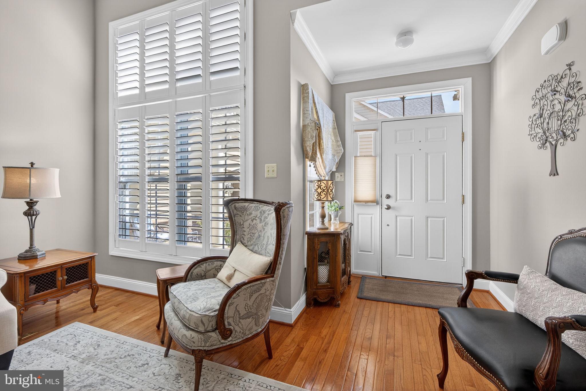 MONTGOMERY WALK - Residential