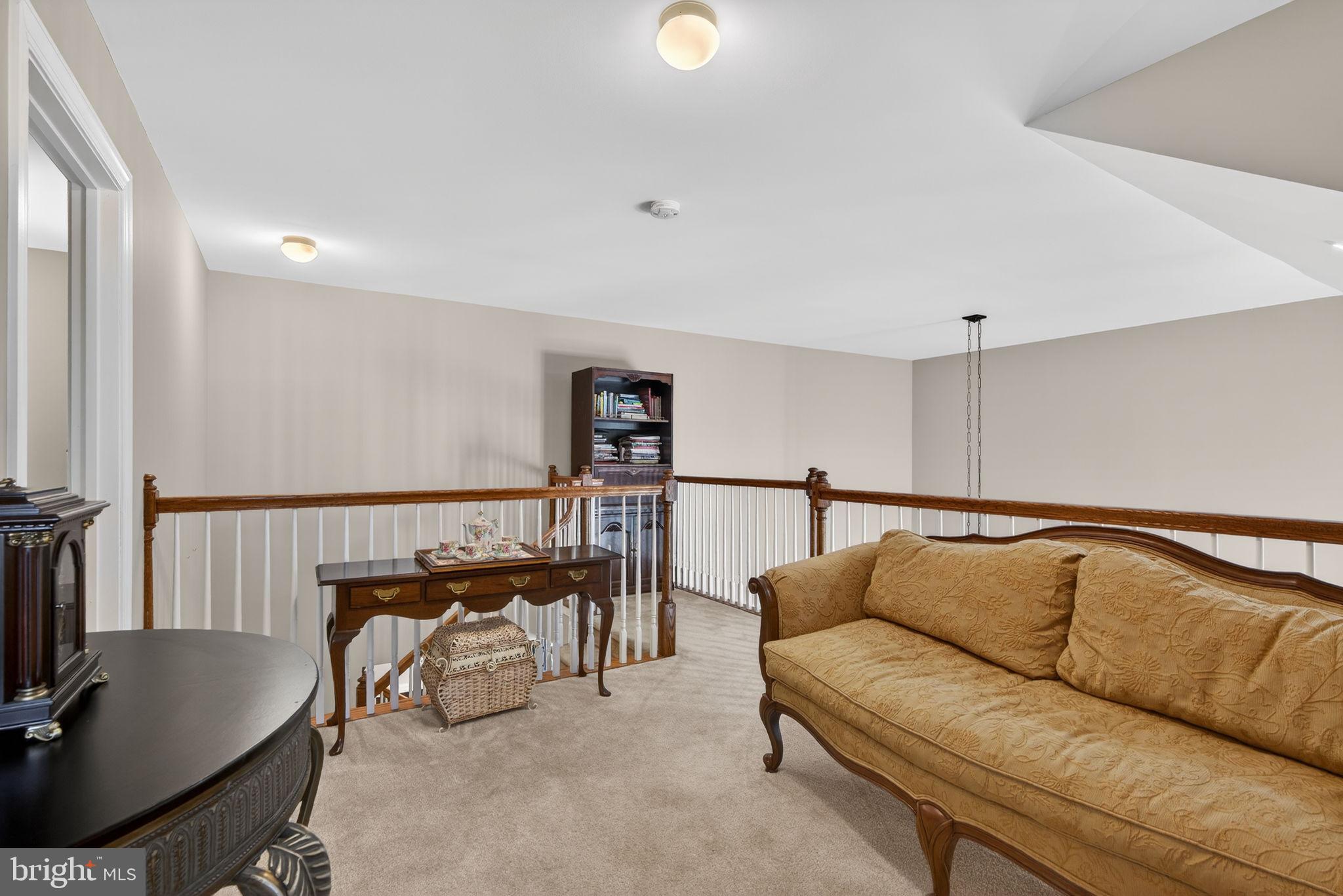 MONTGOMERY WALK - Residential