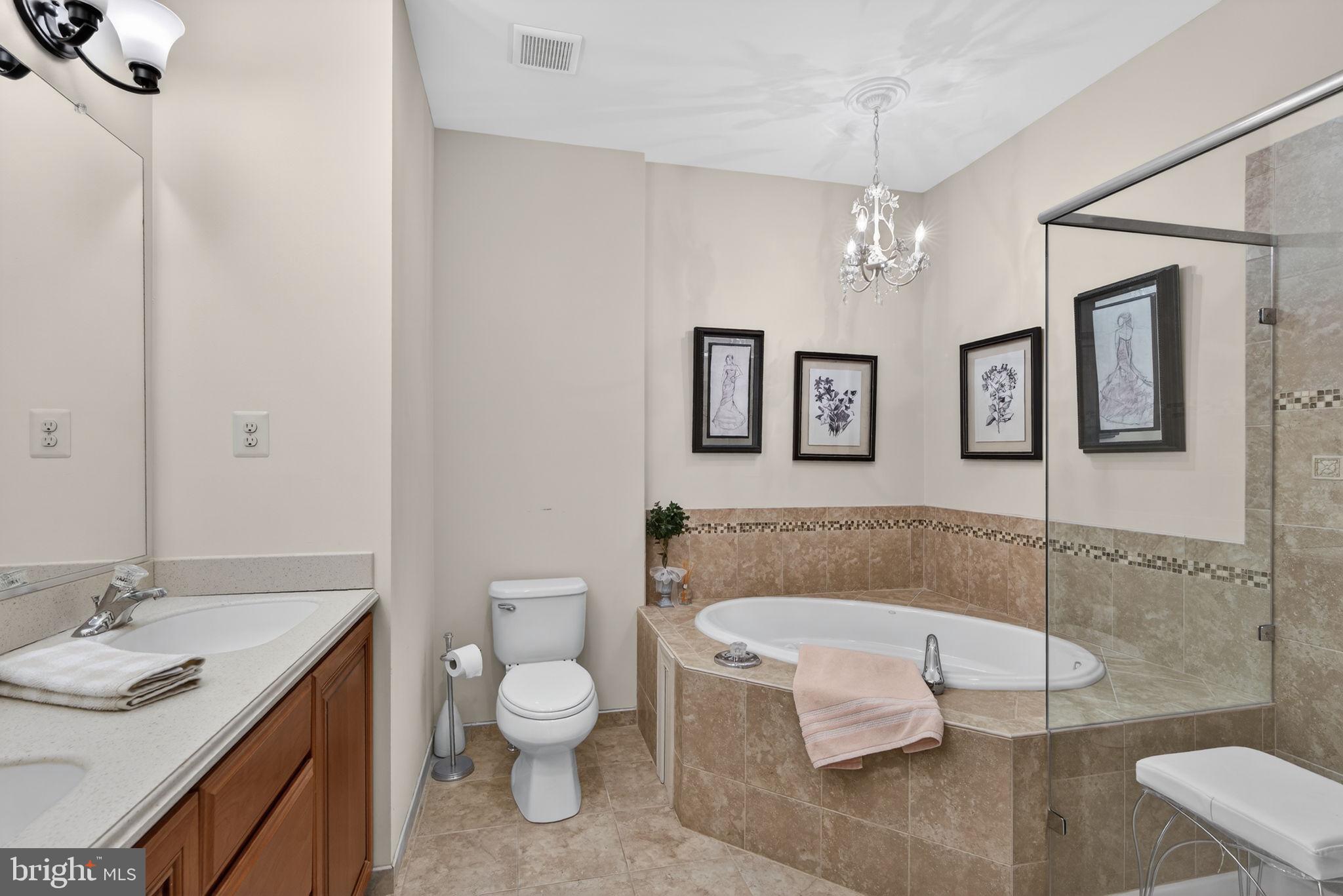 MONTGOMERY WALK - Residential