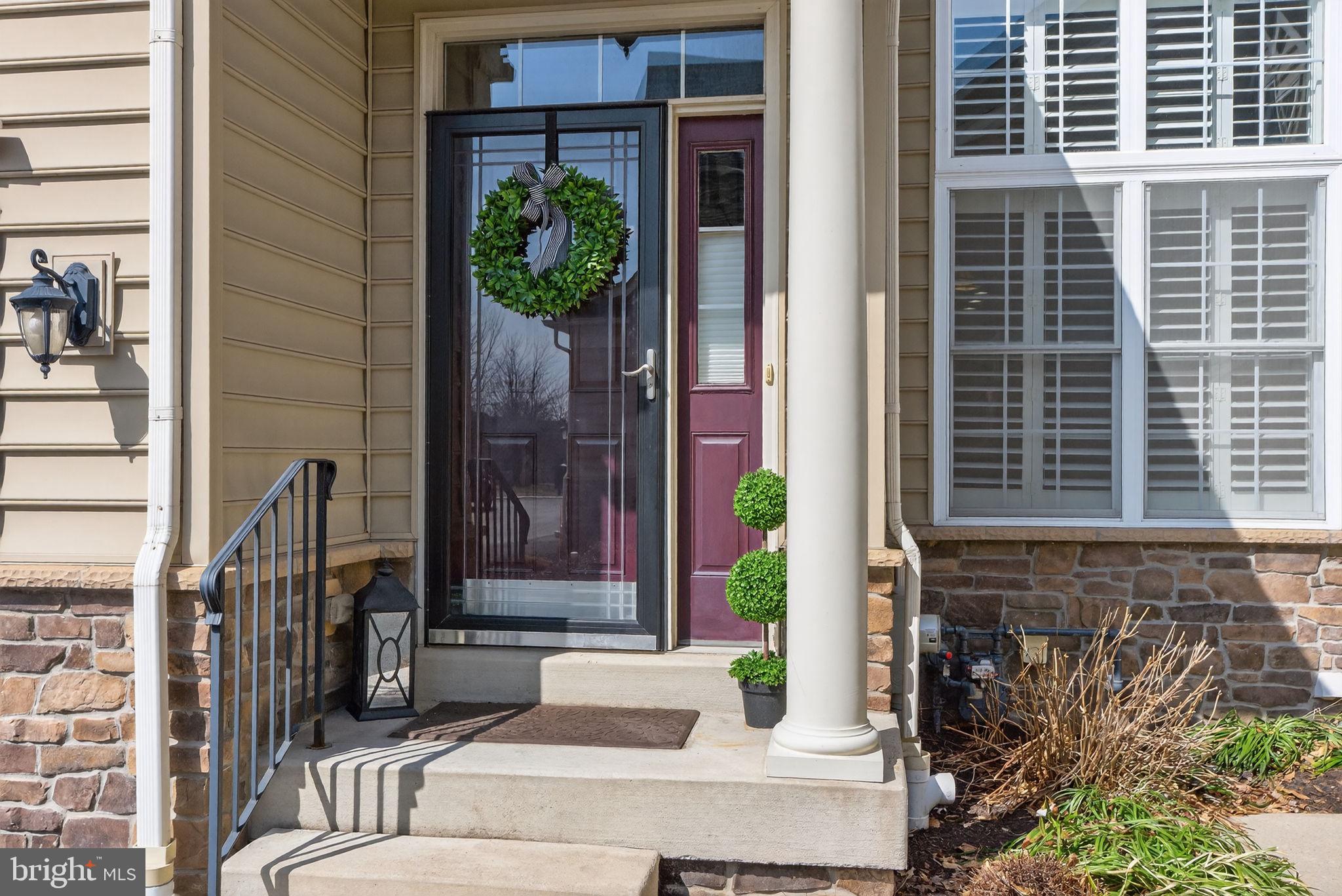 MONTGOMERY WALK - Residential