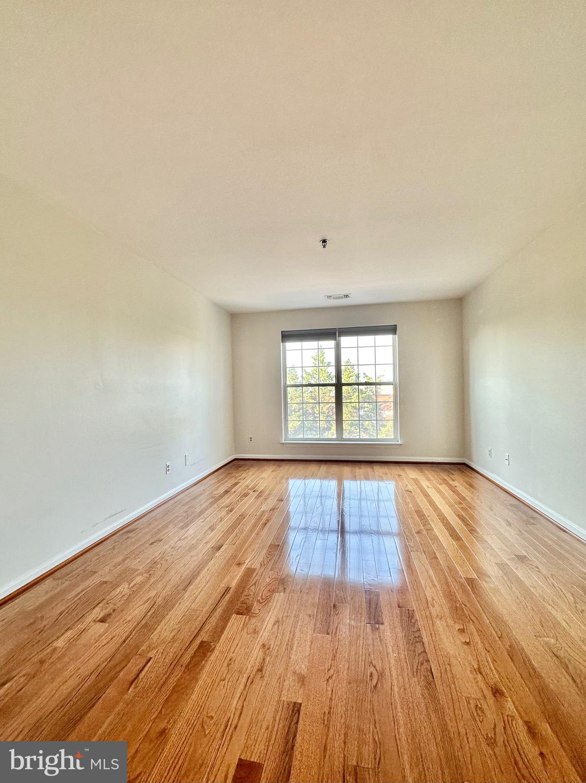 QUAKER HILL - Residential Lease