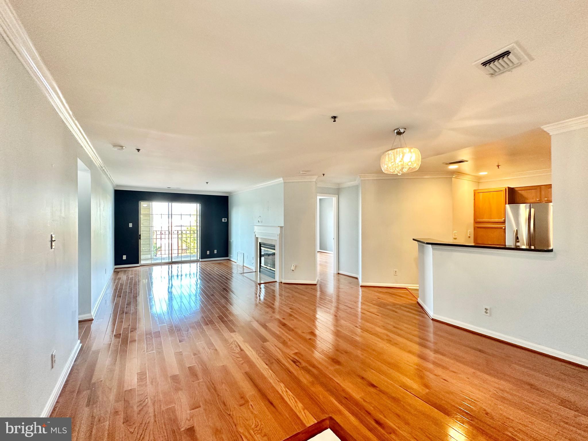QUAKER HILL - Residential Lease