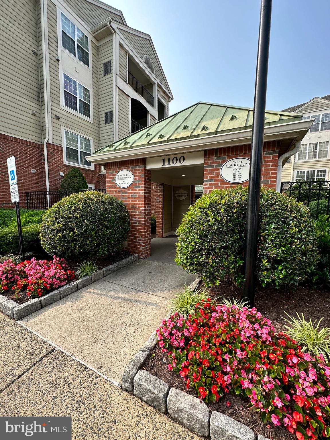 QUAKER HILL - Residential Lease