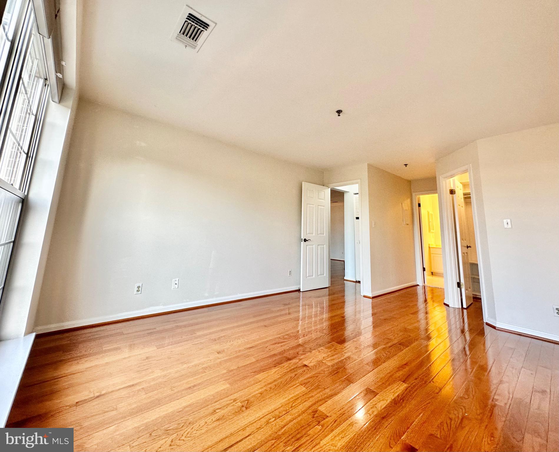QUAKER HILL - Residential Lease