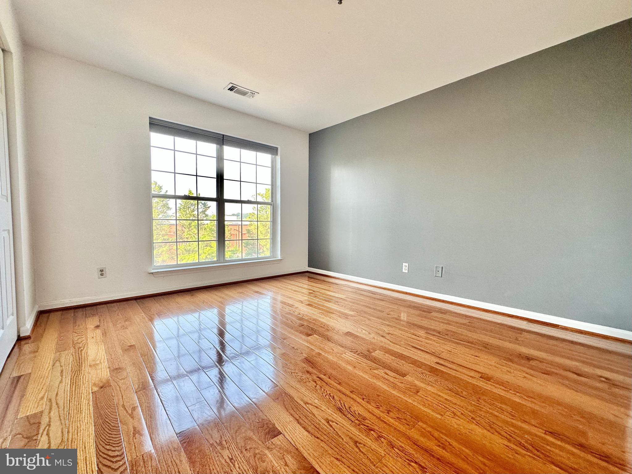 QUAKER HILL - Residential Lease