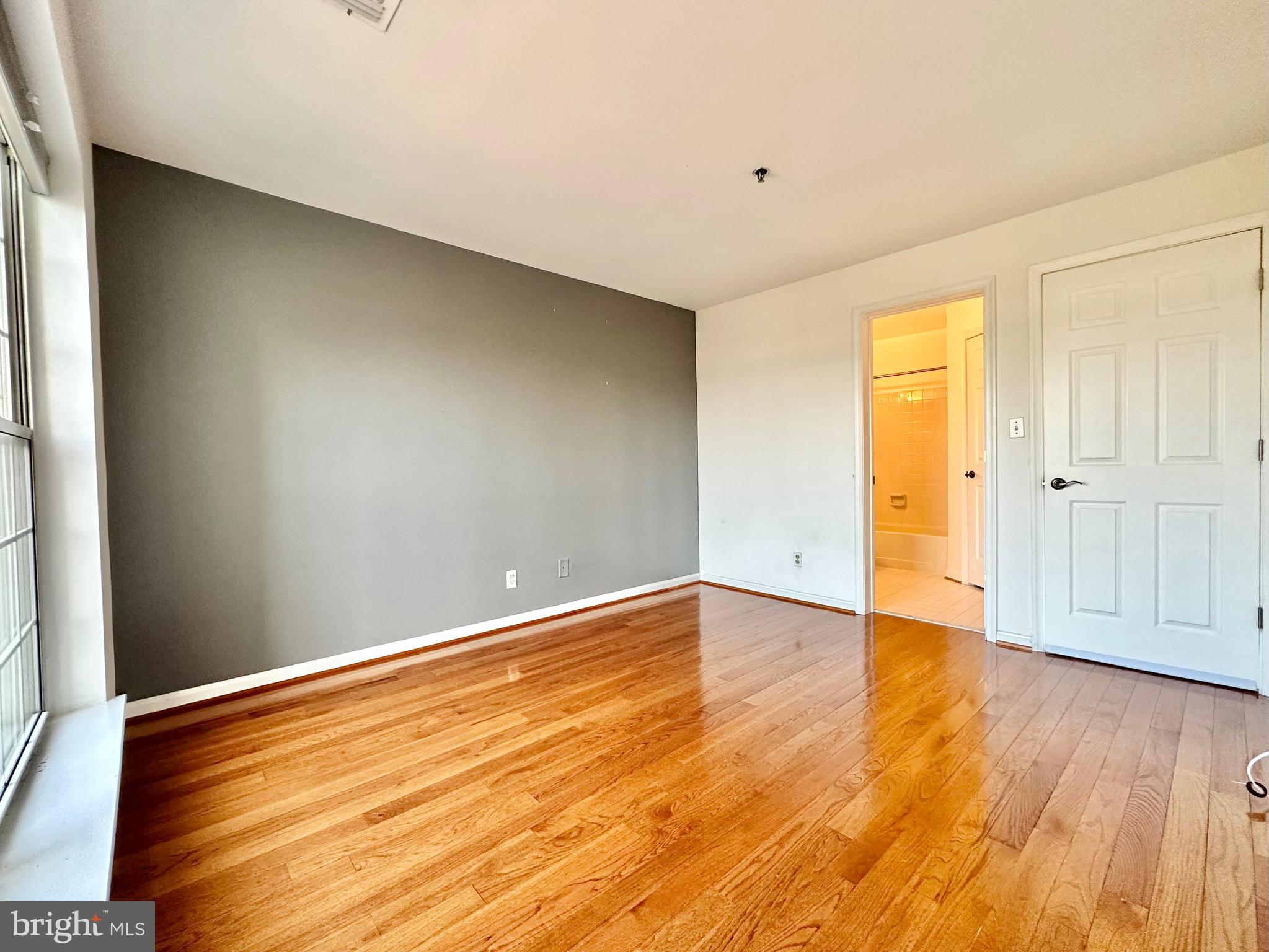 QUAKER HILL - Residential Lease