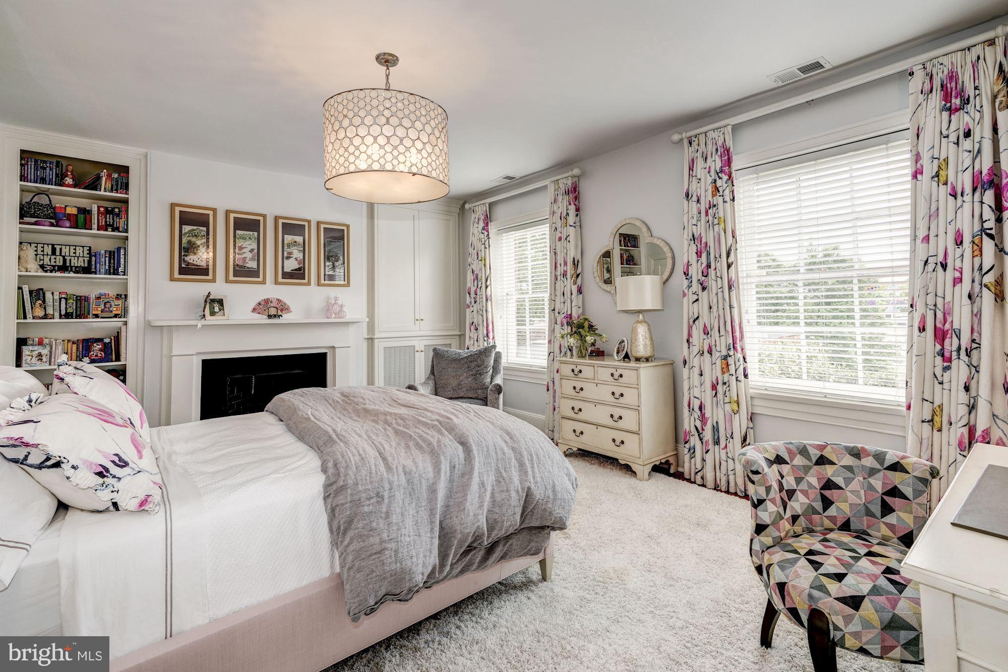 GEORGETOWN - Residential