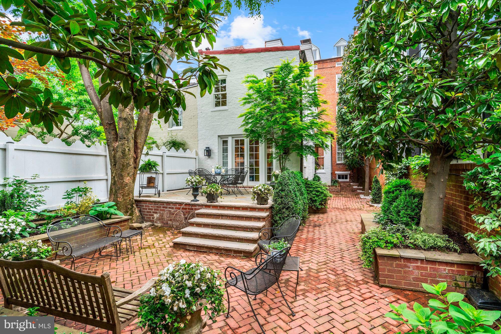GEORGETOWN - Residential