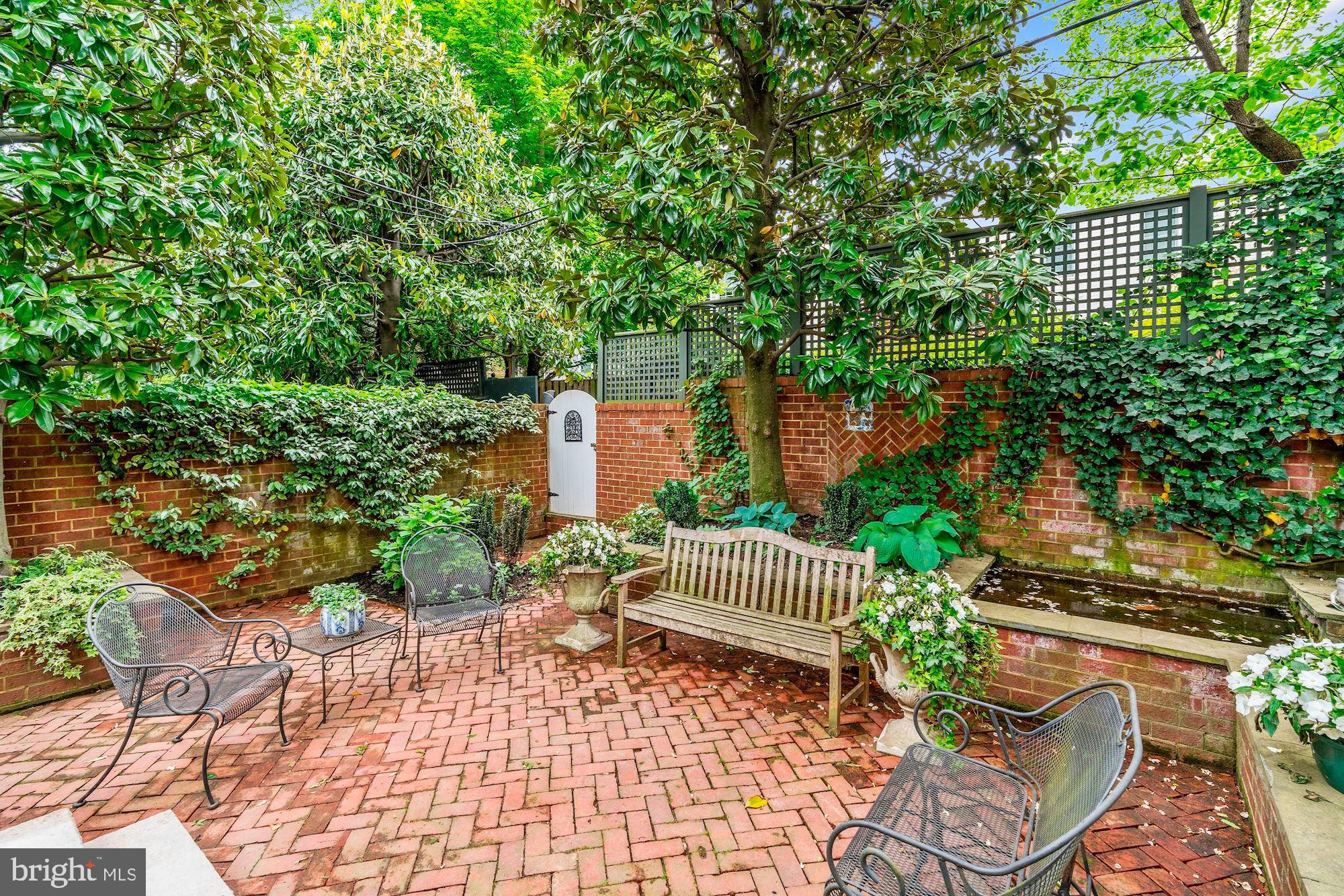 GEORGETOWN - Residential