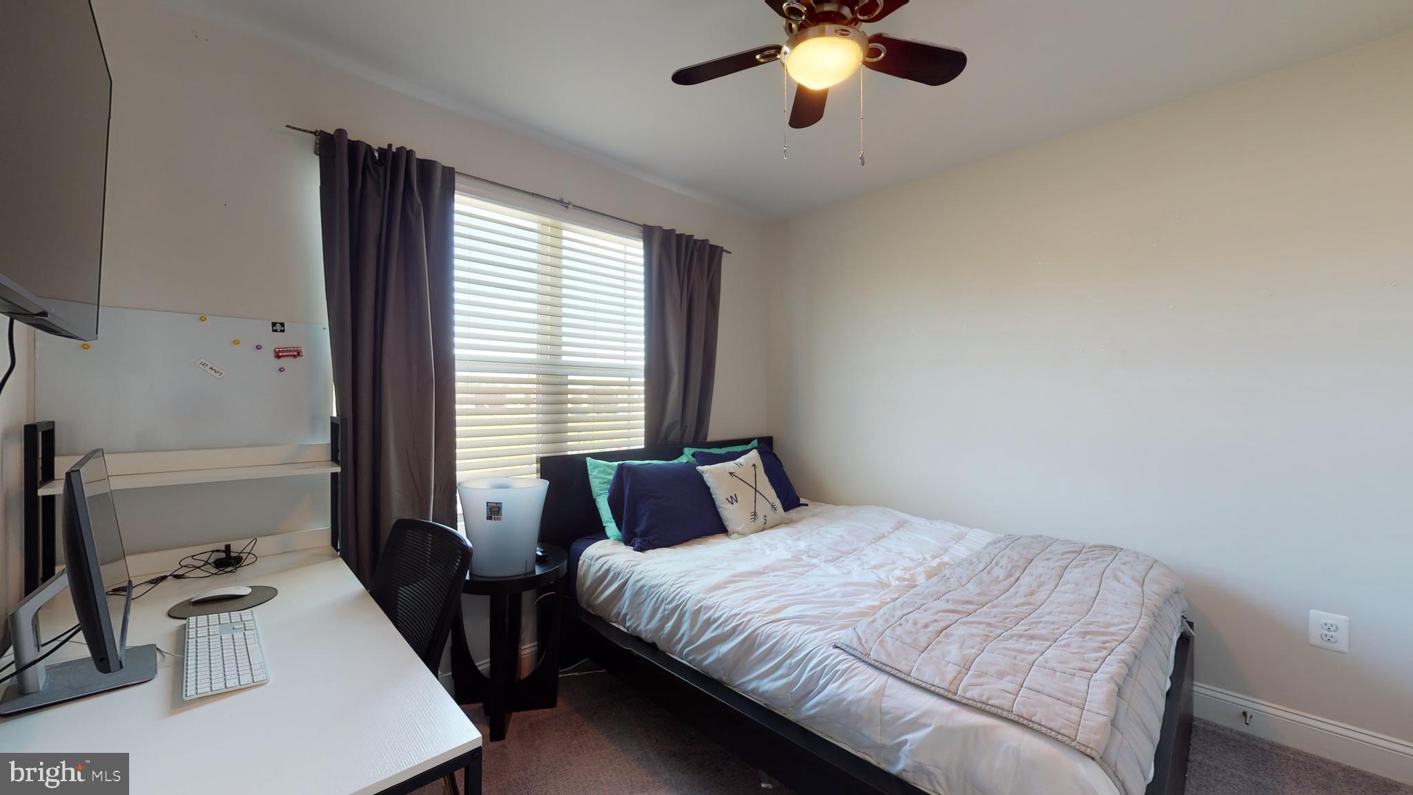 GLENEAGLES TOWNHOMES - Residential