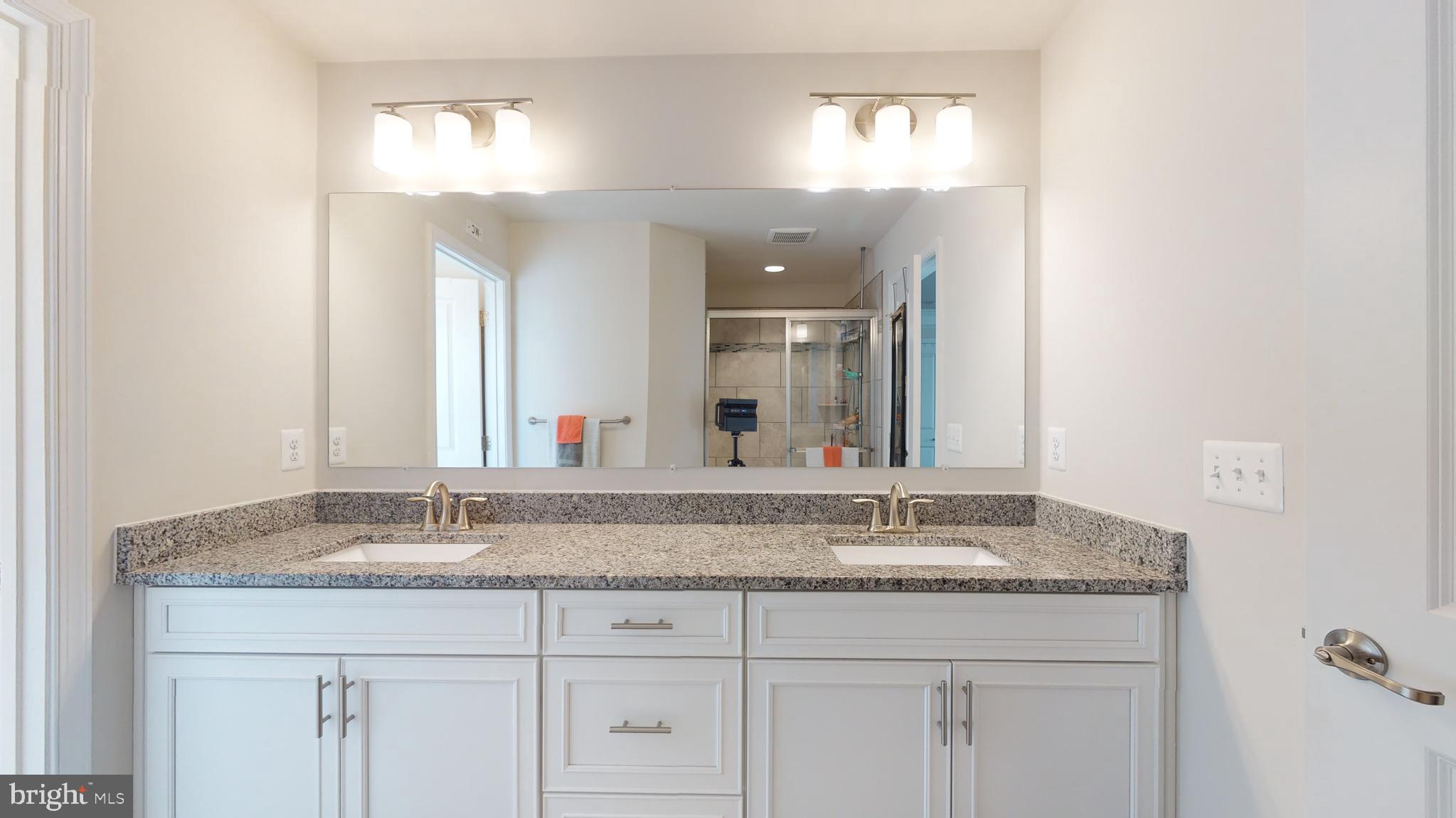 GLENEAGLES TOWNHOMES - Residential