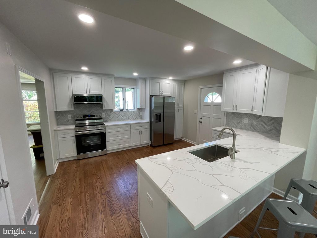 Photo of 10 Yorktown Avenue, WEST CHESTER, PA 19382 (MLS # PACT2125950)