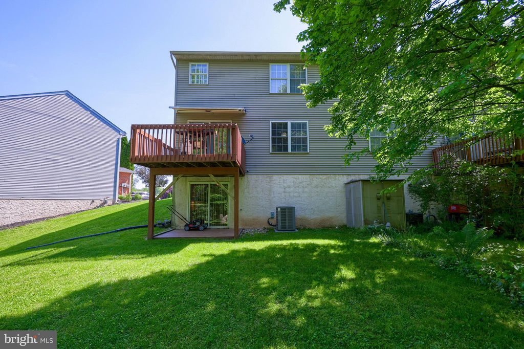 Photo of 380 Crosswinds Drive, Lititz, PA 17543 (MLS # PALA2051050)