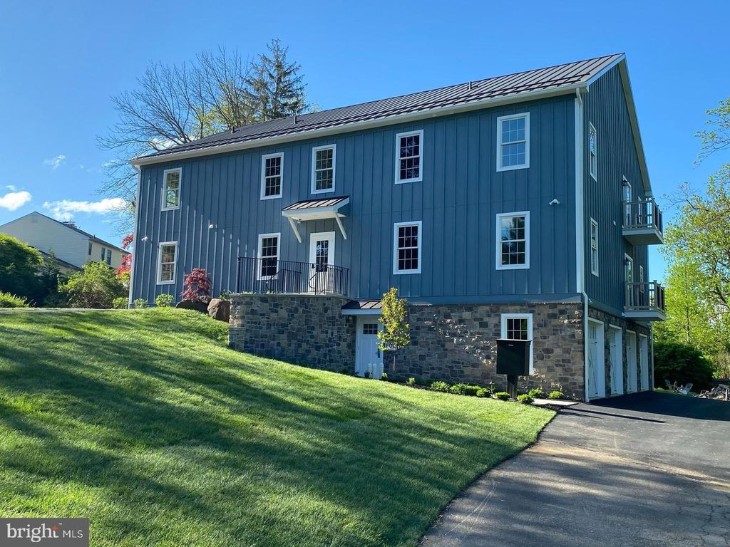 Photo of 301 Edgeboro Drive #2, NEWTOWN, PA 18940 (MLS # PABU2109646)