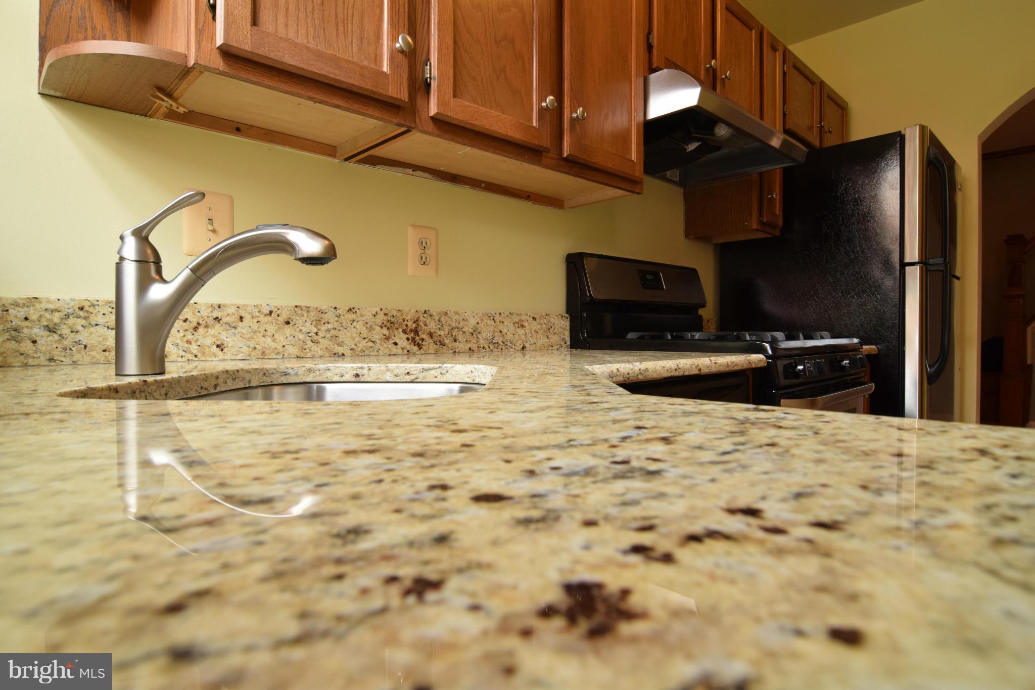 LOCUST POINT - Residential