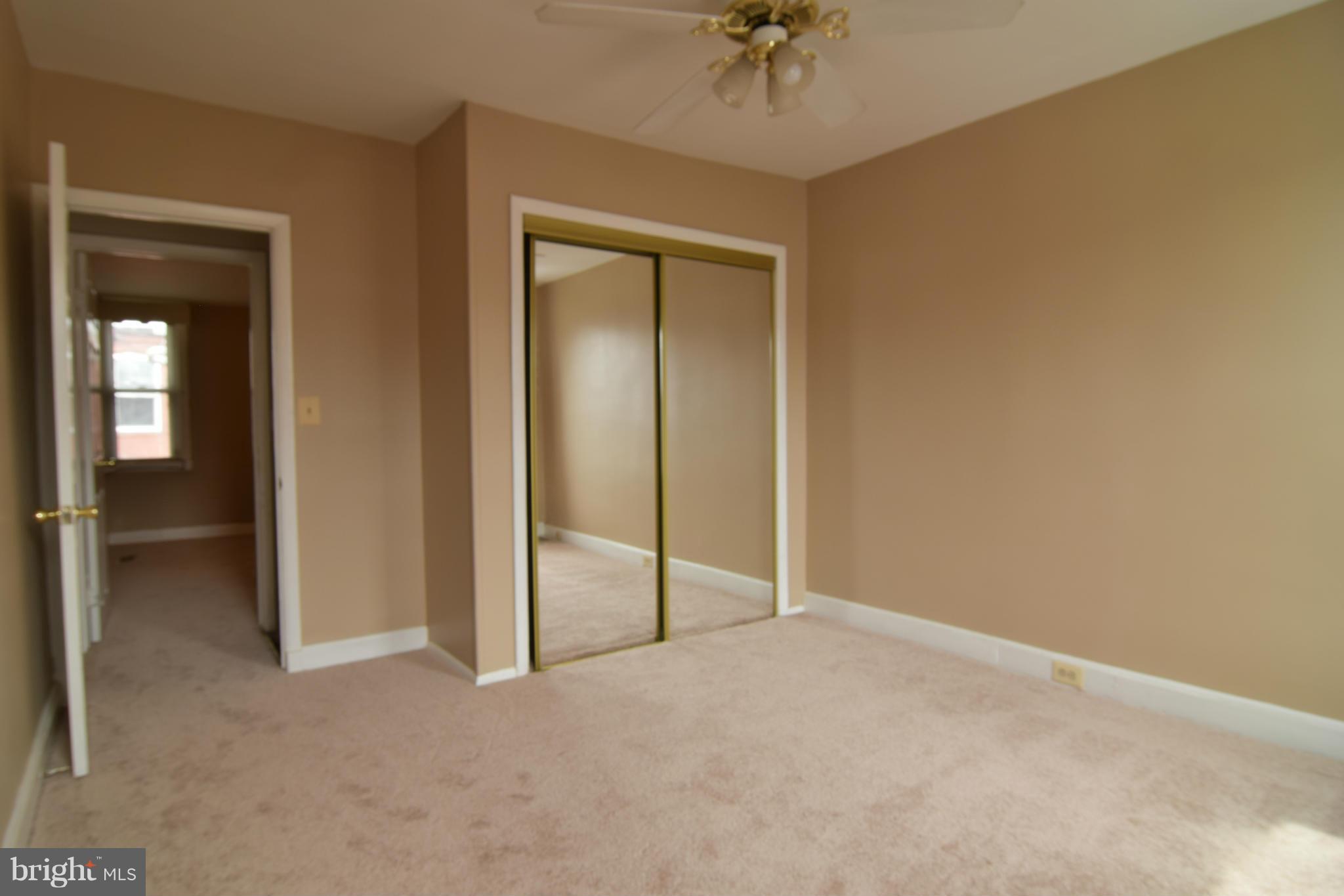 LOCUST POINT - Residential