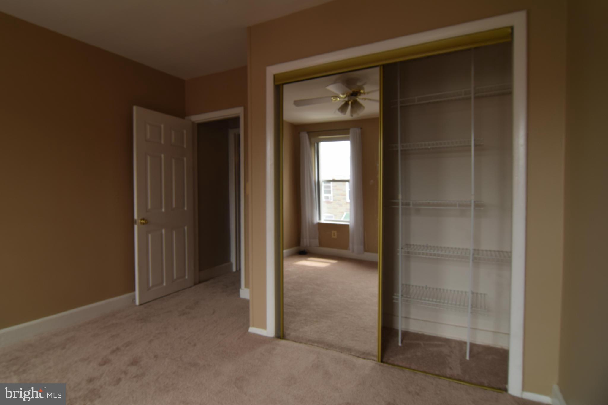 LOCUST POINT - Residential