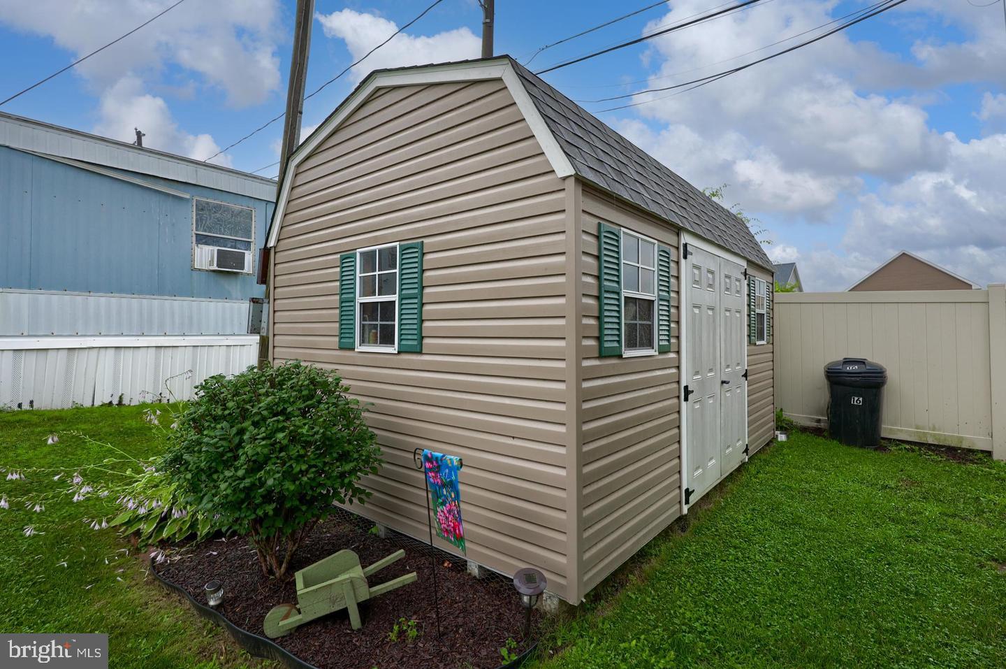 475 WABASH ROAD 16