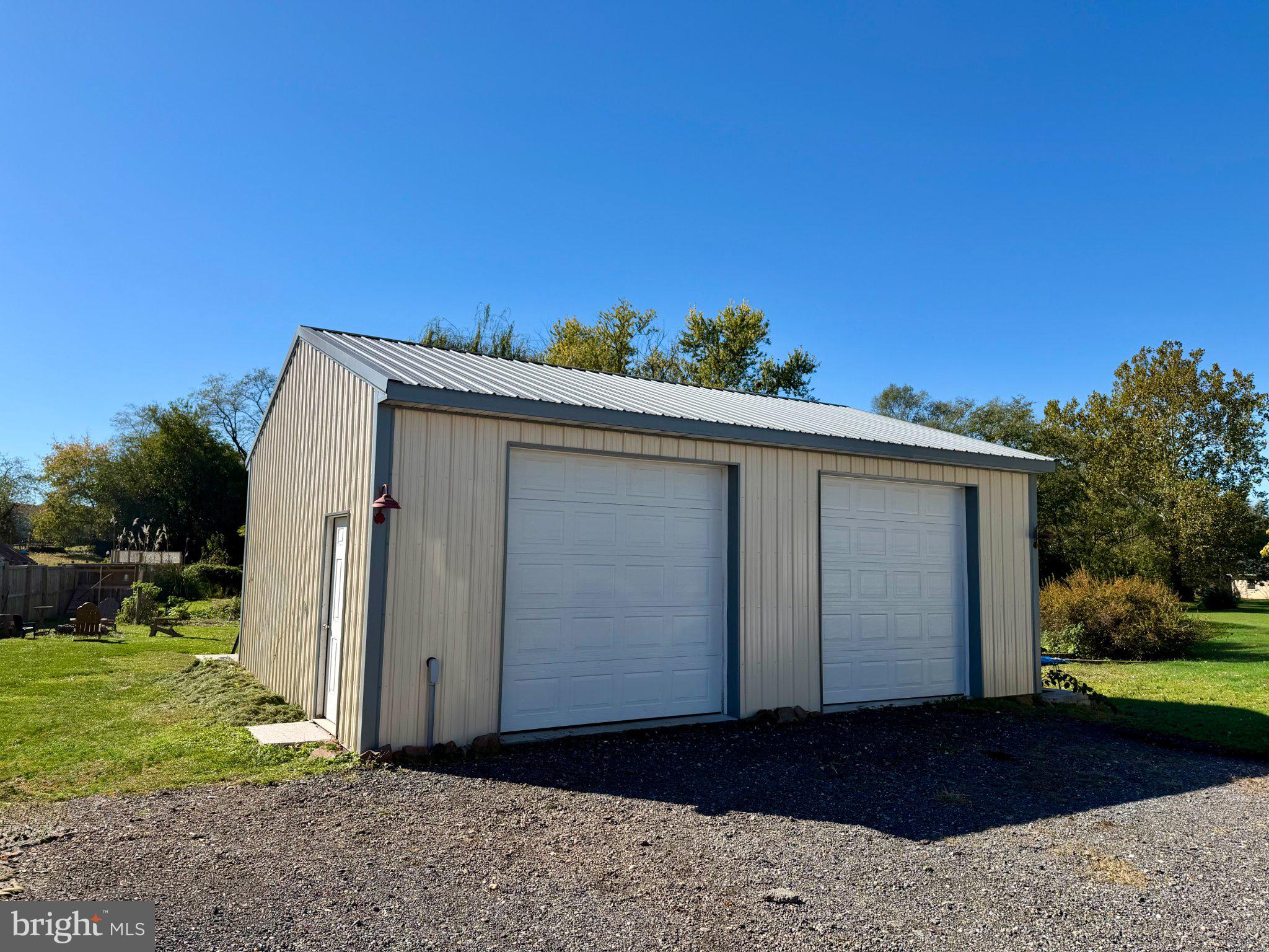 6109 MIDDLEBURG ROAD