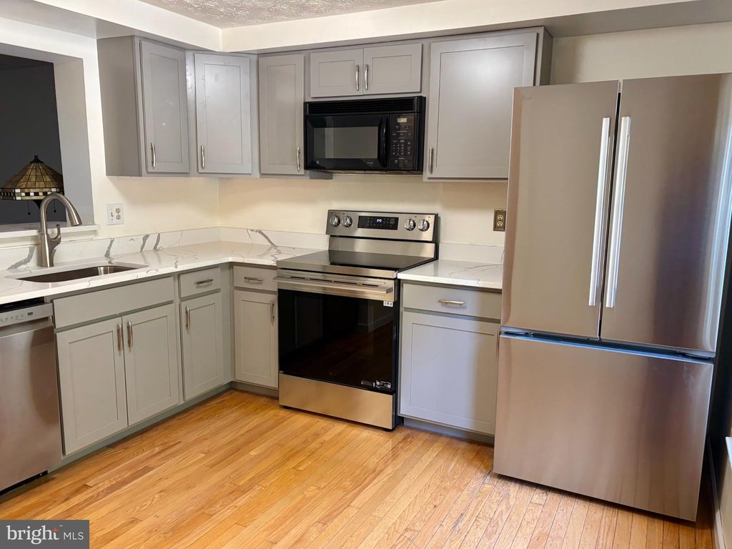 Photo of 1436 Point O Woods Court, ARNOLD, MD 21012 (MLS # MDAA2126968)