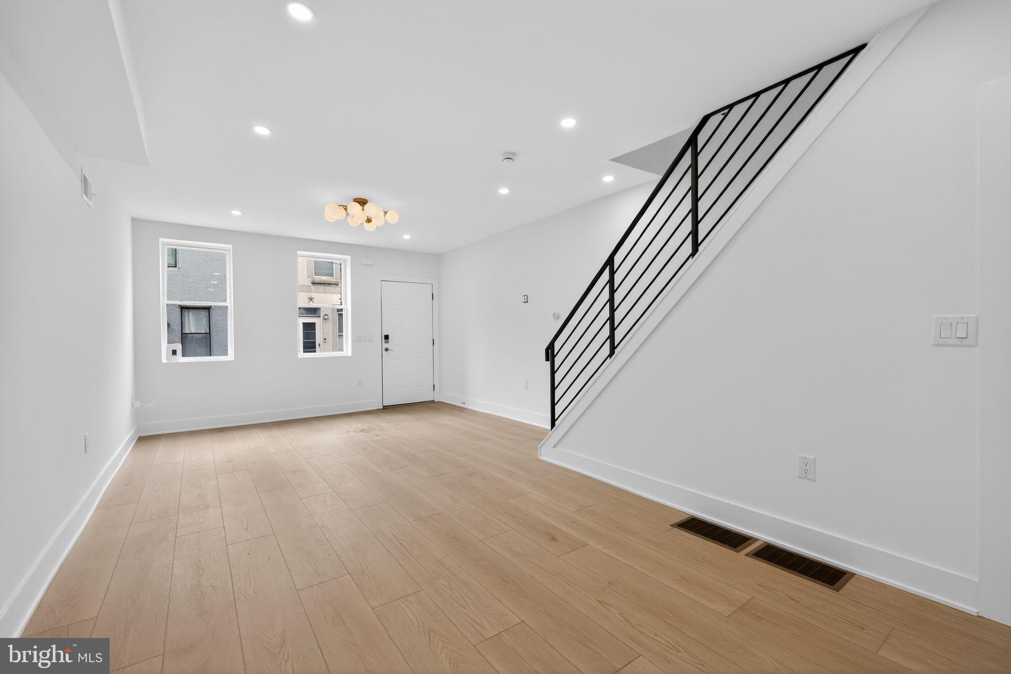 EAST PASSYUNK CROSSING - Residential