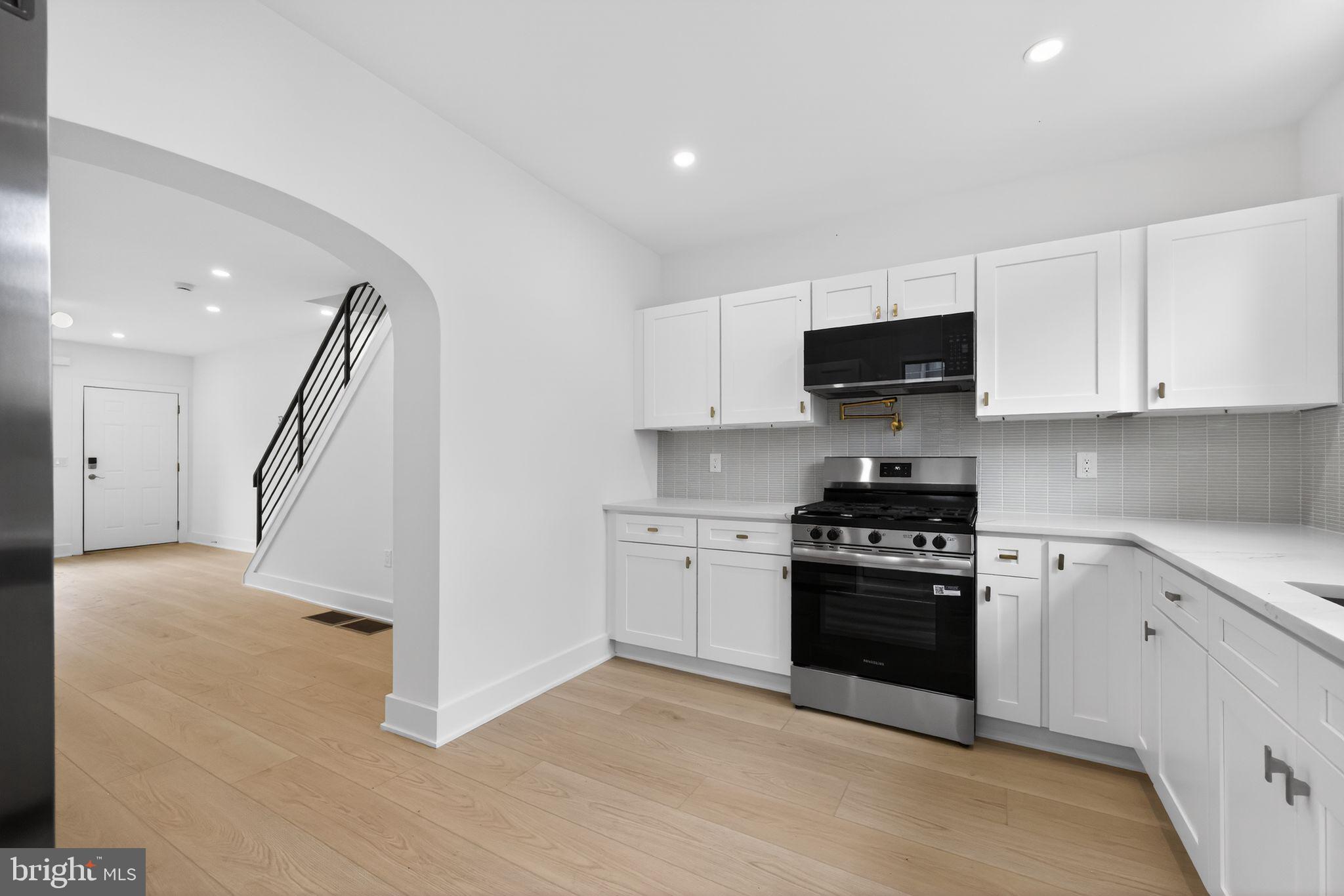 EAST PASSYUNK CROSSING - Residential