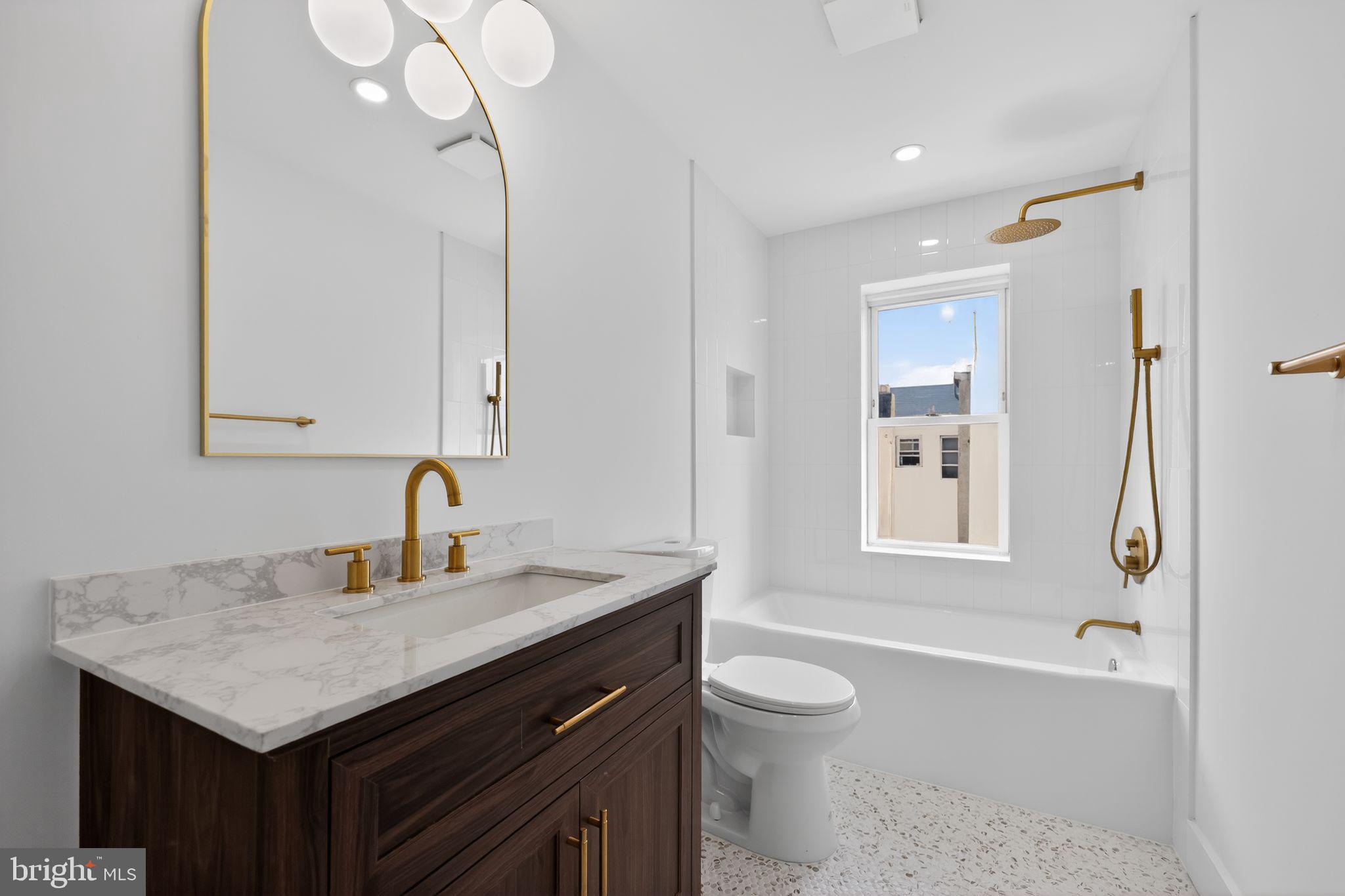 EAST PASSYUNK CROSSING - Residential