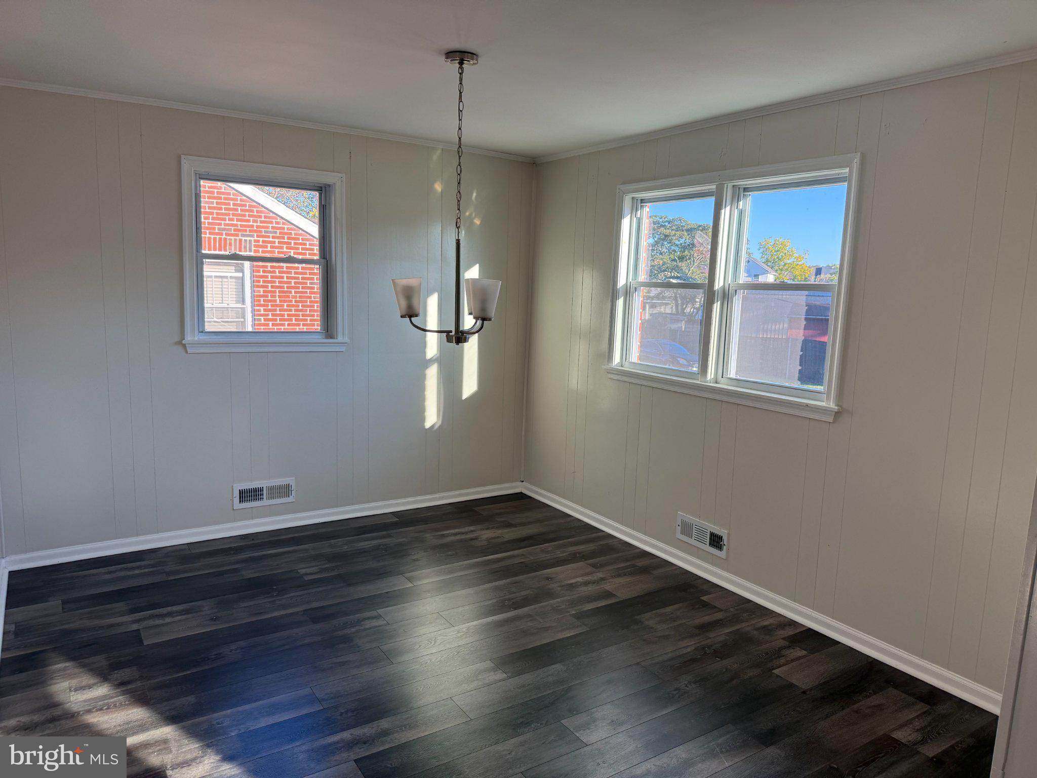 6828 FAIT AVENUE