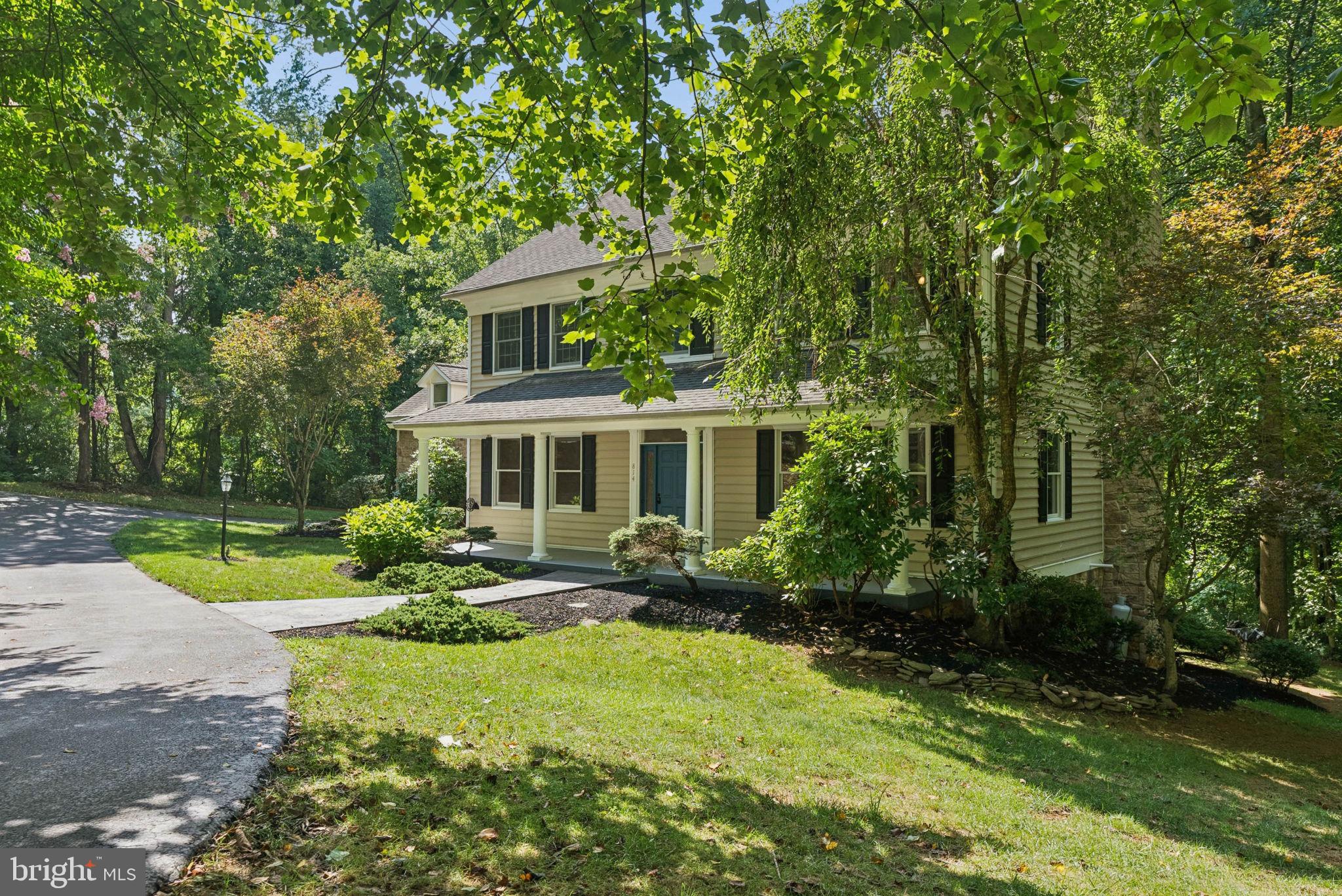 814 SAINT ANN DRIVE