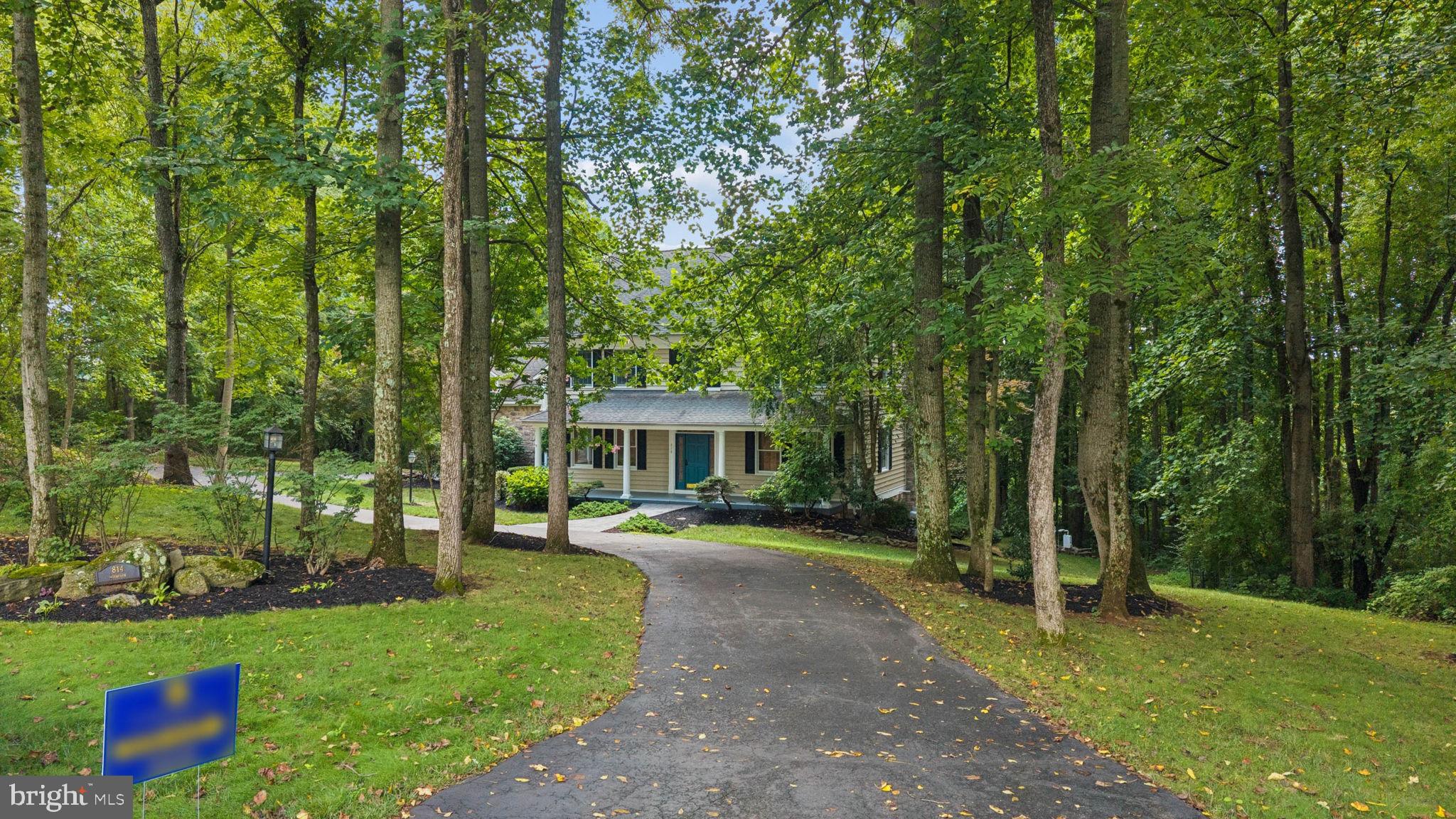 814 SAINT ANN DRIVE