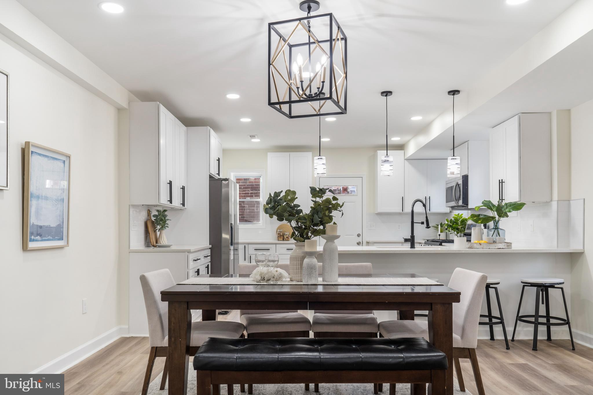 ASHBURTON HISTORIC DISTRICT - Residential