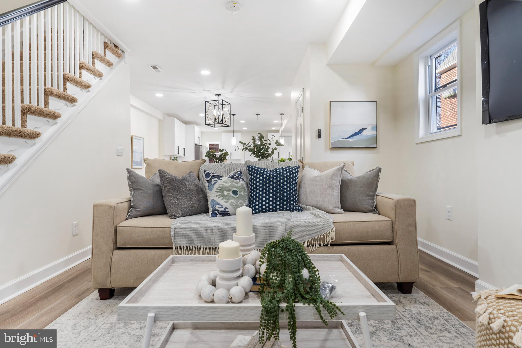 ASHBURTON HISTORIC DISTRICT - Residential